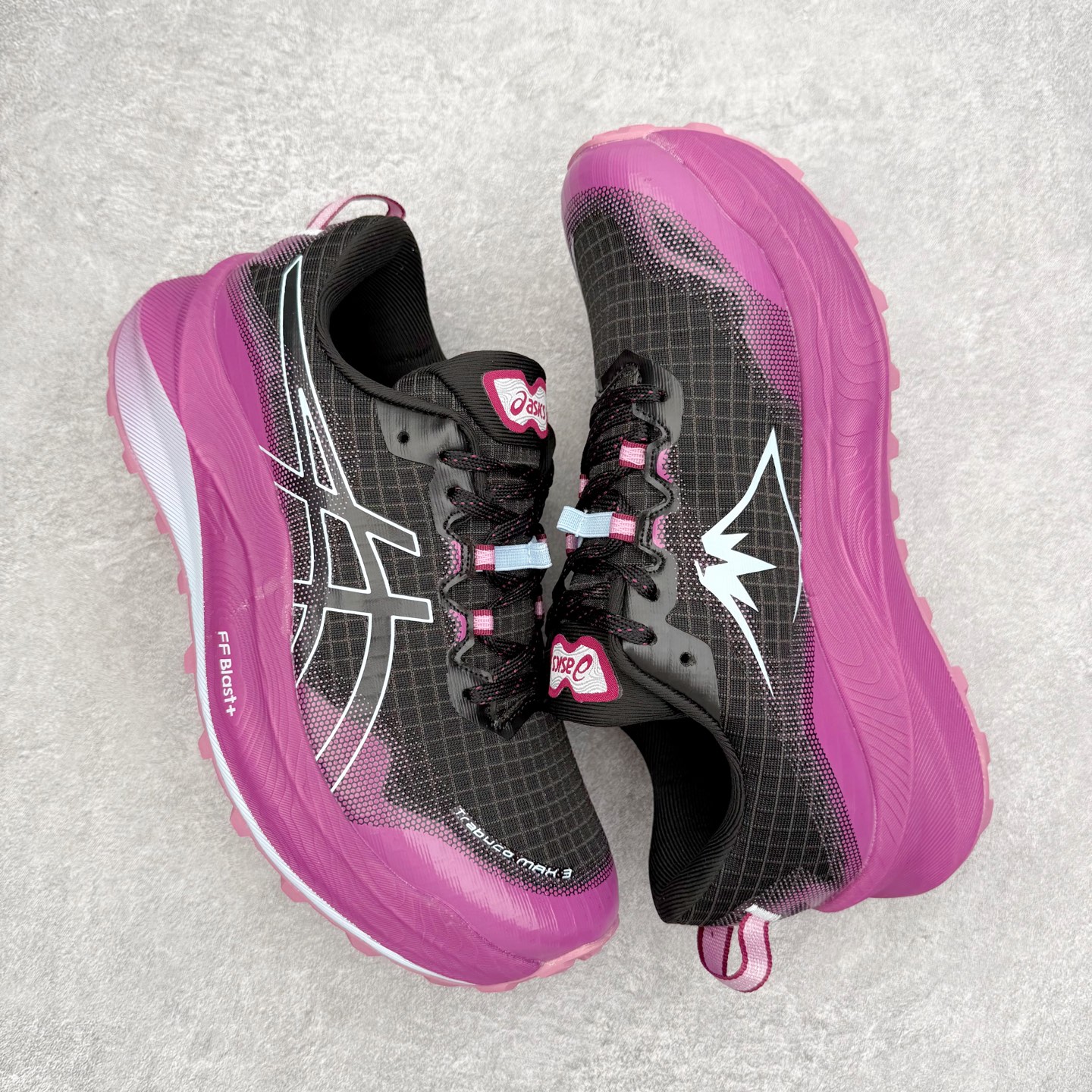 图片[3]-Asics GEL-TRABUCO 13 GTX 亚瑟士舒适百搭轻便透气减震低帮跑步鞋 ASICS（亚瑟士）是日本实业家鬼冢喜八郎创立的跑鞋运动品牌，名字想法源自著名的拉丁谚语“AnimaSana In Corpore Sano”，意为“健全的精神寓于强健的体魄”。正如其名字的含义，ASICS亚瑟士一直坚信保持身体的健康与活力是打造健康快乐的生活方式的最佳途径。亚瑟士的跑鞋、篮球鞋等系列集专业与美貌于一身，拥有极高的热度。2016年，ASICS在“2016年日本最佳全球品牌”排行榜名列第17名。尺码：36 37 37.5 38 39 39.5 40 40.5 41.5 42 42.5 43.5 44 45-选品中心