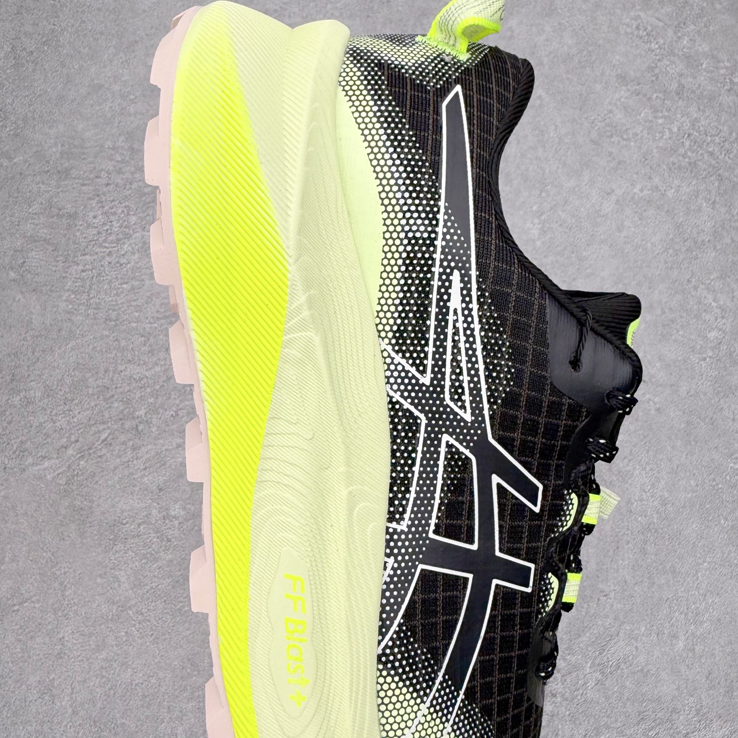 图片[6]-Asics GEL-TRABUCO 13 GTX 亚瑟士舒适百搭轻便透气减震低帮跑步鞋 ASICS（亚瑟士）是日本实业家鬼冢喜八郎创立的跑鞋运动品牌，名字想法源自著名的拉丁谚语“AnimaSana In Corpore Sano”，意为“健全的精神寓于强健的体魄”。正如其名字的含义，ASICS亚瑟士一直坚信保持身体的健康与活力是打造健康快乐的生活方式的最佳途径。亚瑟士的跑鞋、篮球鞋等系列集专业与美貌于一身，拥有极高的热度。2016年，ASICS在“2016年日本最佳全球品牌”排行榜名列第17名。尺码：36 37 37.5 38 39 39.5 40 40.5 41.5 42 42.5 43.5 44 45-选品中心