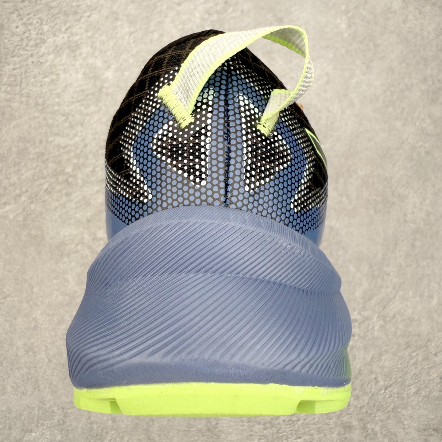 图片[8]-Asics GEL-TRABUCO 13 GTX 亚瑟士舒适百搭轻便透气减震低帮跑步鞋 ASICS（亚瑟士）是日本实业家鬼冢喜八郎创立的跑鞋运动品牌，名字想法源自著名的拉丁谚语“AnimaSana In Corpore Sano”，意为“健全的精神寓于强健的体魄”。正如其名字的含义，ASICS亚瑟士一直坚信保持身体的健康与活力是打造健康快乐的生活方式的最佳途径。亚瑟士的跑鞋、篮球鞋等系列集专业与美貌于一身，拥有极高的热度。2016年，ASICS在“2016年日本最佳全球品牌”排行榜名列第17名。尺码：36 37 37.5 38 39 39.5 40 40.5 41.5 42 42.5 43.5 44 45-选品中心