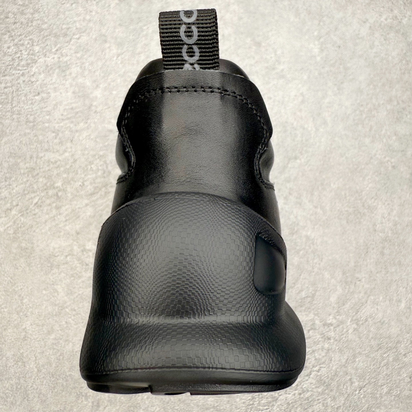 图片[8]-ECCO爱步跑步鞋百搭舒适 秋冬新款厚底休闲运动鞋男鞋 灵动系列 黄景瑜同款 品质牛皮鞋面，轻盈柔韧 具有良好的透气性 细腻柔软 简约系带设计 可自由调节松紧 贴合脚型 PU泡沫橡胶大底 抓地力强 具有良好的防滑耐磨性 时尚简约 休闲百搭 尺码：38 39 40 41 42 43 44 （皮鞋码）-选品中心