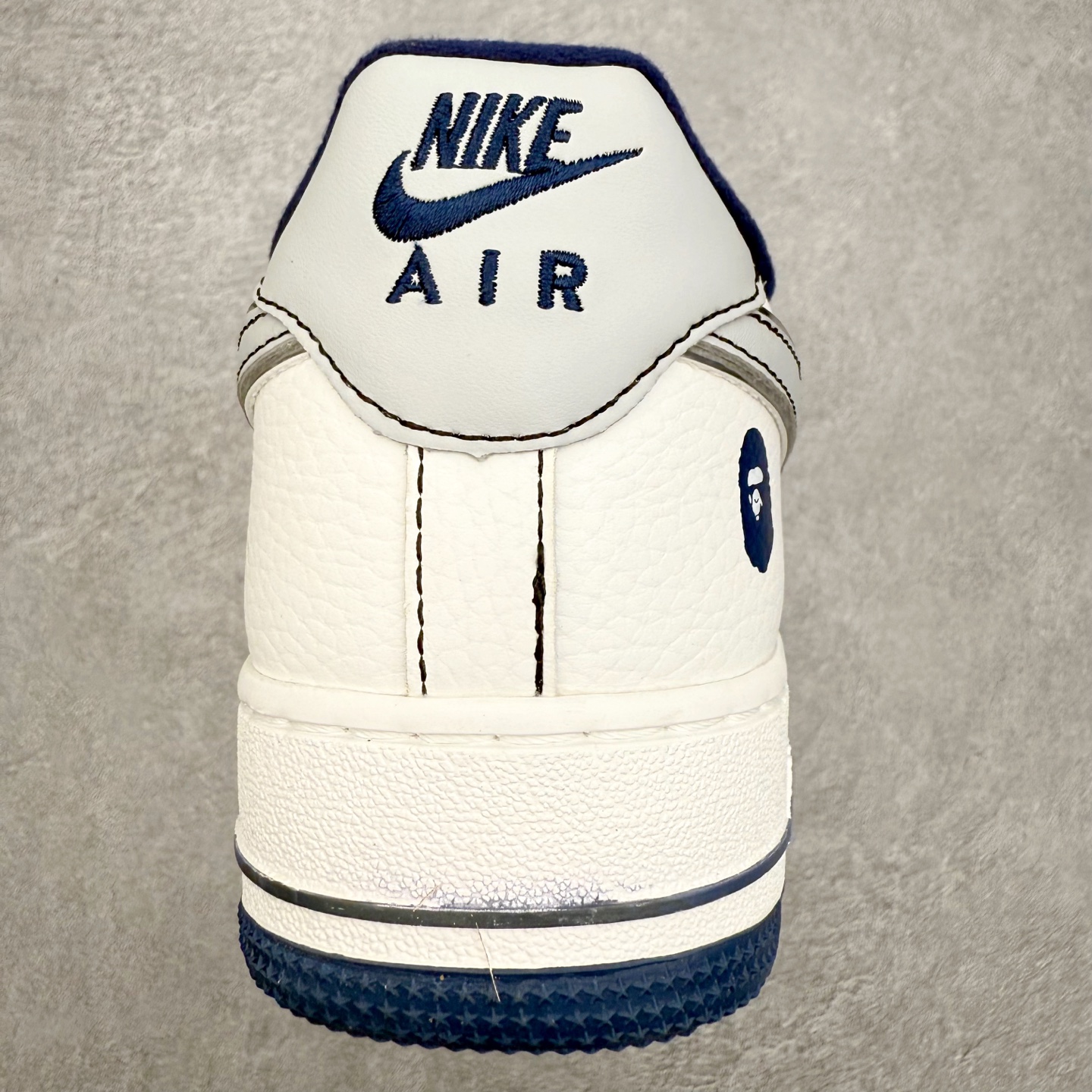 图片[8]-＃福利特价 NK Air Force 1´07 Low 空军一号低帮百搭休闲运动板鞋 柔软、弹性十足的缓震性能和出色的中底设计 横跨复古与现代的外型结合 造就出风靡全球 三十多年的Force 1 直到今天还深受青睐 尺码：36 36.5 37.5 38 38.5 39 40 40.5 41 42 42.5 43 44 44.5 45-选品中心