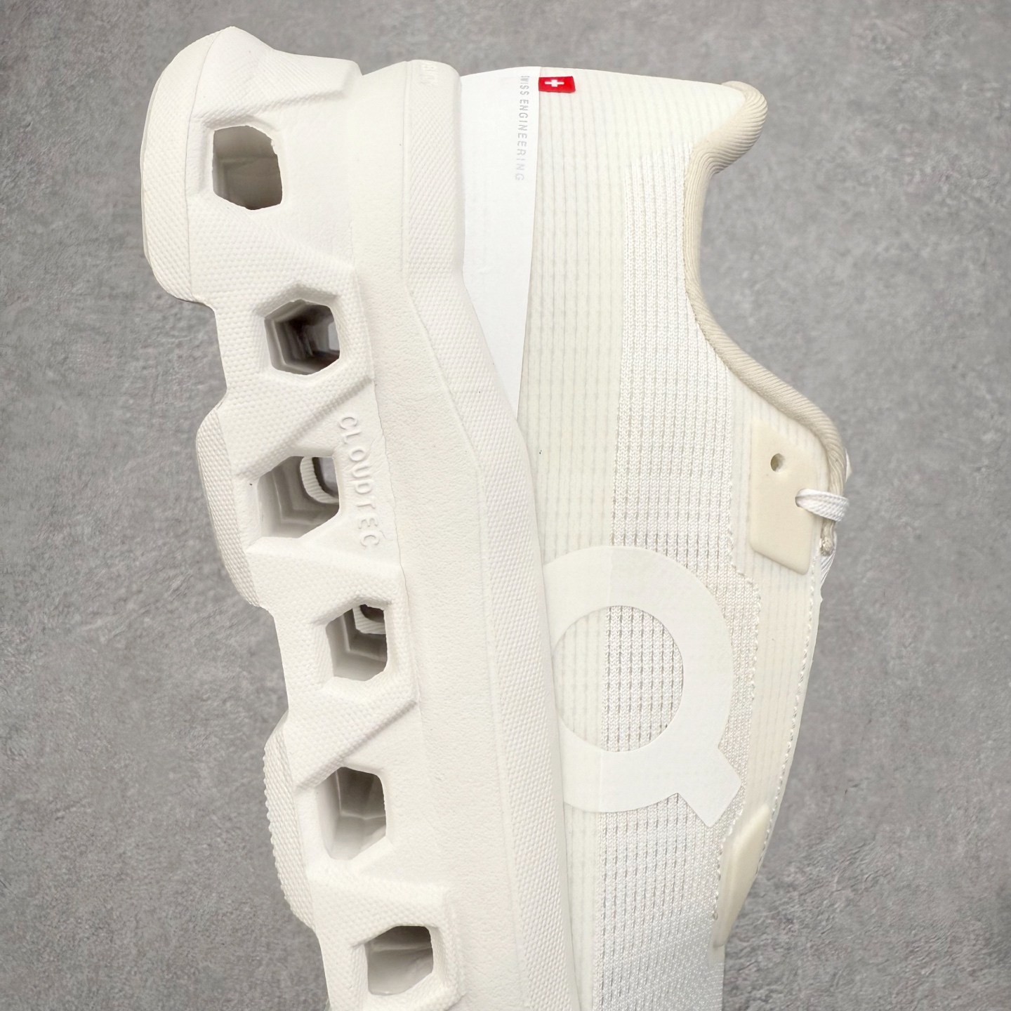 图片[6]-On昂跑 Cloudmonster 舒适 织物防滑透气回弹 低帮 休闲长跑城市通勤跑步鞋 此运动品牌 开创于2010年 缓震着陆、强效回弹、轻柔质感的设计构思始终是ON研制关键 与此同时基于“为全球提供革新性的跑步感受”信念 陆续推出了多款跑鞋及其以专业运动人体跑步工程学为设计关键的功能性跑步服饰设备 让跑者不费力气地畅快畅跑 尺码：36 36.5 37.5 38 38.5 39 40 40.5 41 42 42.5 43 44 44.5 45-选品中心