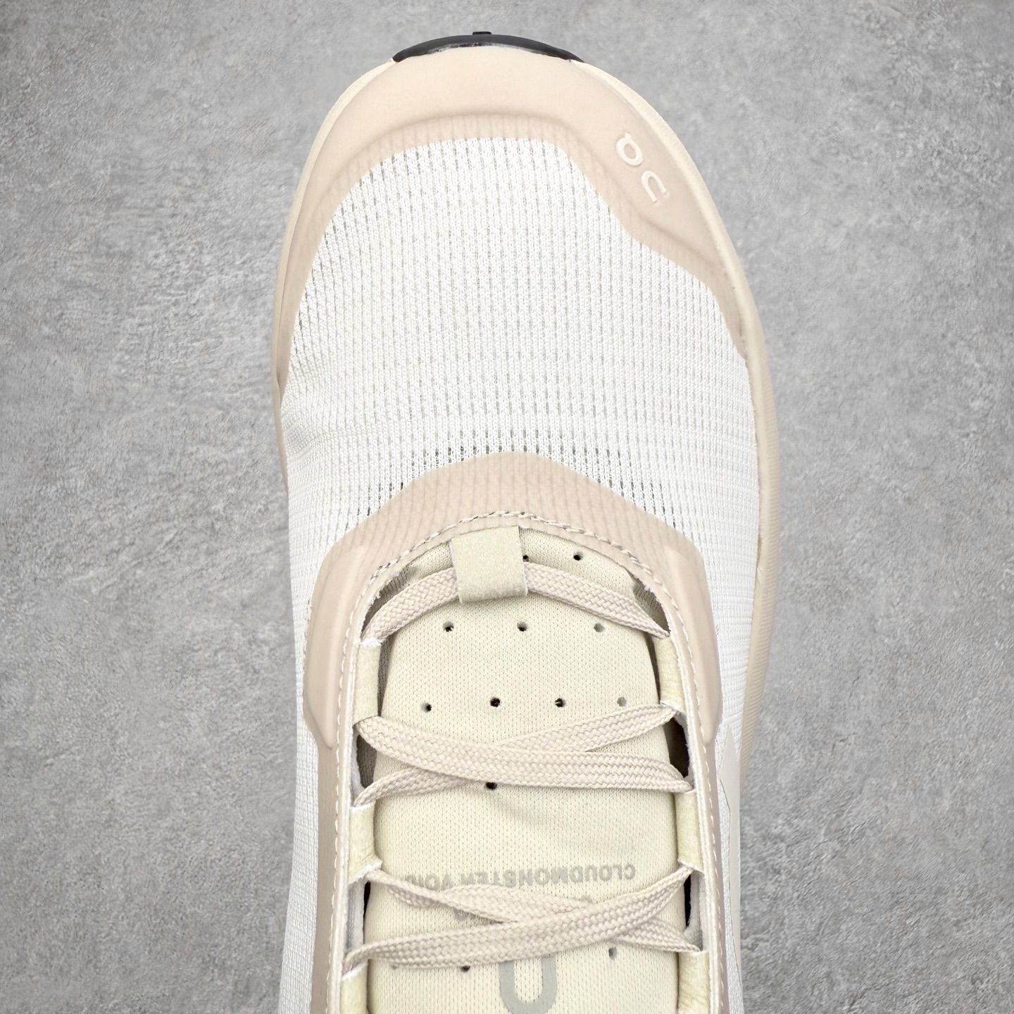 图片[4]-On昂跑 Cloudmonster 舒适 织物防滑透气回弹 低帮 休闲长跑城市通勤跑步鞋 此运动品牌 开创于2010年 缓震着陆、强效回弹、轻柔质感的设计构思始终是ON研制关键 与此同时基于“为全球提供革新性的跑步感受”信念 陆续推出了多款跑鞋及其以专业运动人体跑步工程学为设计关键的功能性跑步服饰设备 让跑者不费力气地畅快畅跑 尺码：36 36.5 37.5 38 38.5 39 40 40.5 41 42 42.5 43 44 44.5 45-选品中心