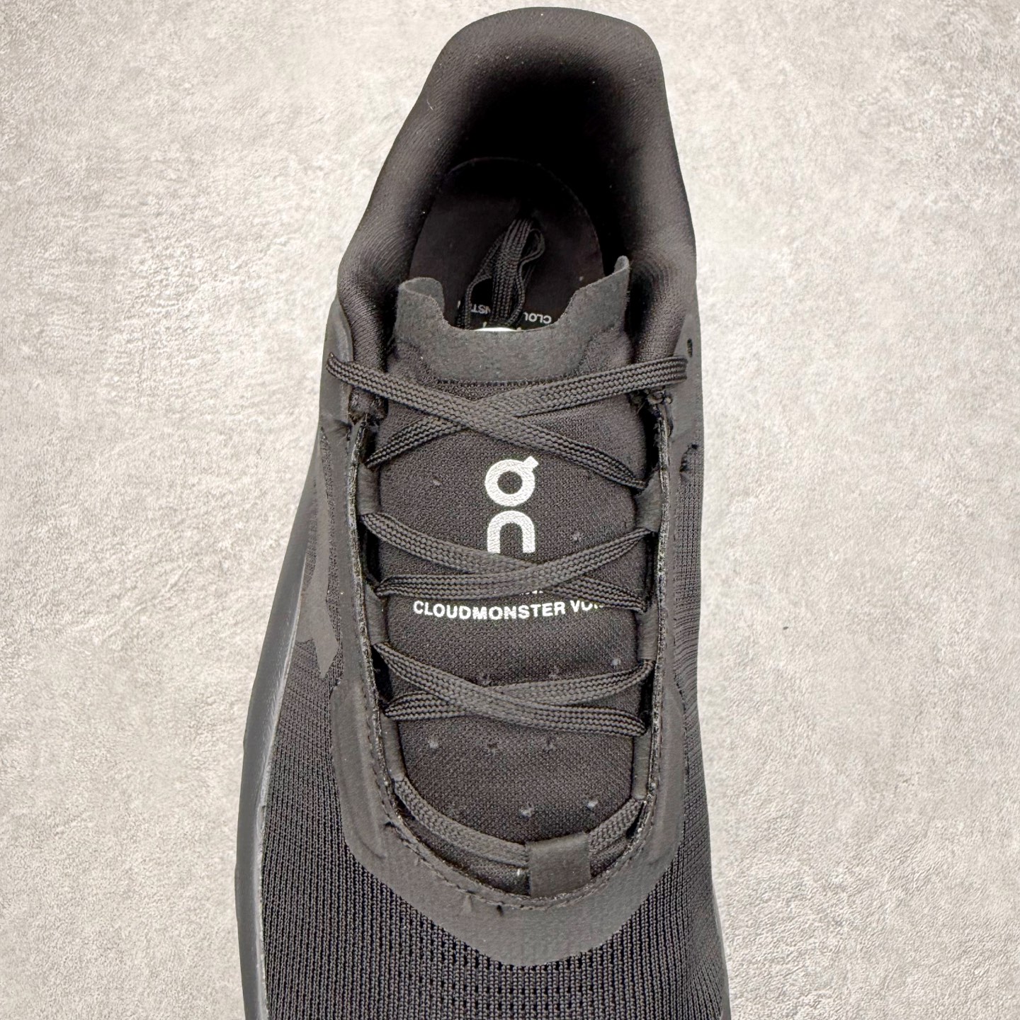 图片[5]-On昂跑 Cloudmonster 舒适 织物防滑透气回弹 低帮 休闲长跑城市通勤跑步鞋 此运动品牌 开创于2010年 缓震着陆、强效回弹、轻柔质感的设计构思始终是ON研制关键 与此同时基于“为全球提供革新性的跑步感受”信念 陆续推出了多款跑鞋及其以专业运动人体跑步工程学为设计关键的功能性跑步服饰设备 让跑者不费力气地畅快畅跑 尺码：36 36.5 37.5 38 38.5 39 40 40.5 41 42 42.5 43 44 44.5 45-选品中心