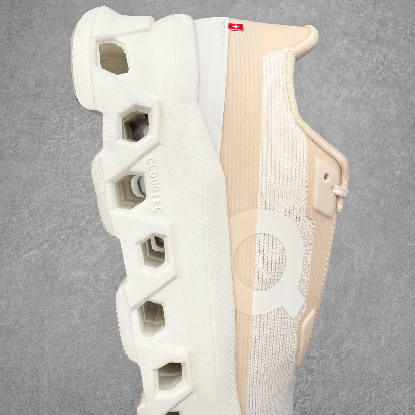 图片[6]-On昂跑 Cloudmonster 舒适 织物防滑透气回弹 低帮 休闲长跑城市通勤跑步鞋 此运动品牌 开创于2010年 缓震着陆、强效回弹、轻柔质感的设计构思始终是ON研制关键 与此同时基于“为全球提供革新性的跑步感受”信念 陆续推出了多款跑鞋及其以专业运动人体跑步工程学为设计关键的功能性跑步服饰设备 让跑者不费力气地畅快畅跑 尺码：36 36.5 37.5 38 38.5 39 40 40.5 41 42 42.5 43 44 44.5 45-选品中心