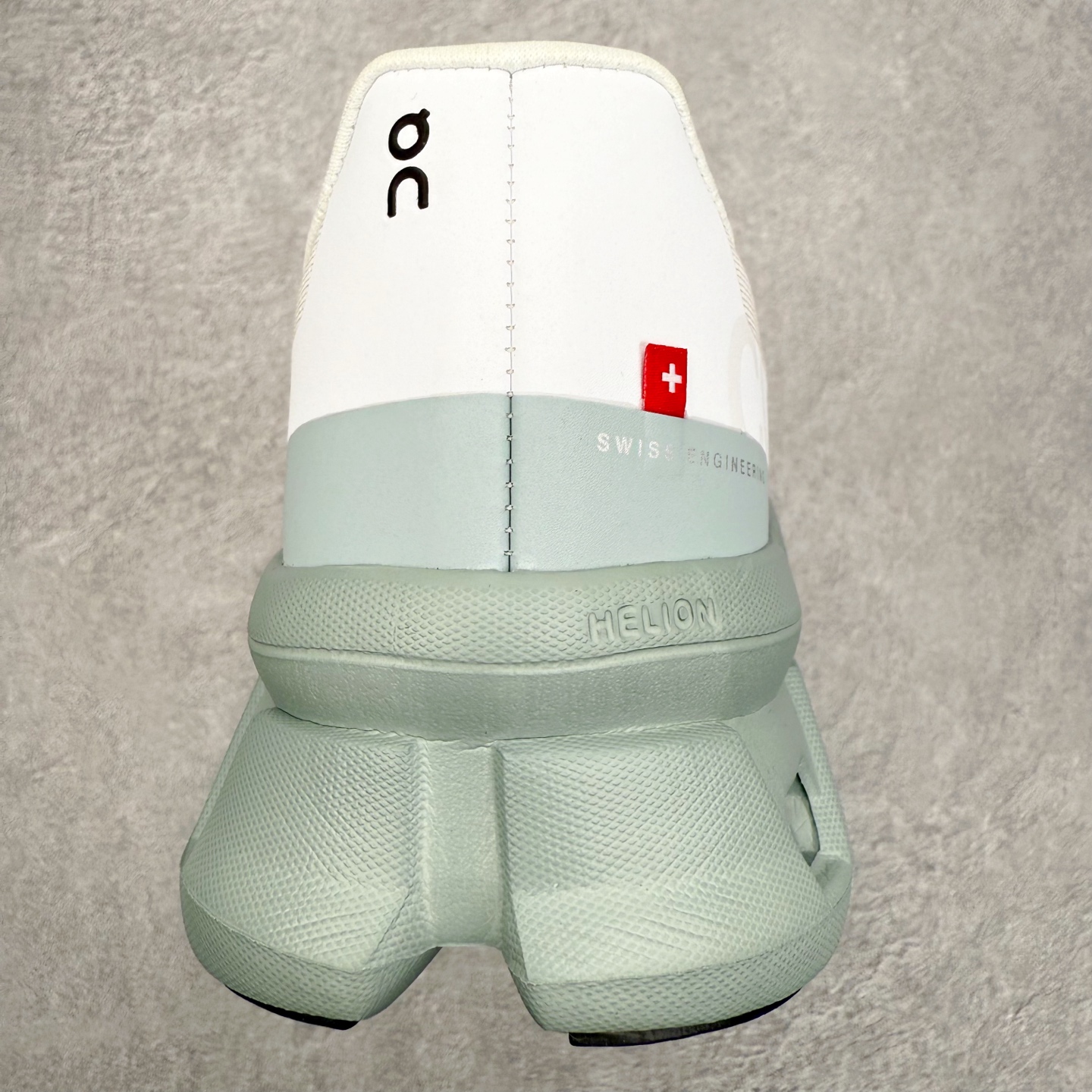 图片[8]-On昂跑 Cloudmonster 舒适 织物防滑透气回弹 低帮 休闲长跑城市通勤跑步鞋 此运动品牌 开创于2010年 缓震着陆、强效回弹、轻柔质感的设计构思始终是ON研制关键 与此同时基于“为全球提供革新性的跑步感受”信念 陆续推出了多款跑鞋及其以专业运动人体跑步工程学为设计关键的功能性跑步服饰设备 让跑者不费力气地畅快畅跑 尺码：36 36.5 37.5 38 38.5 39 40 40.5 41 42 42.5 43 44 44.5 45-选品中心