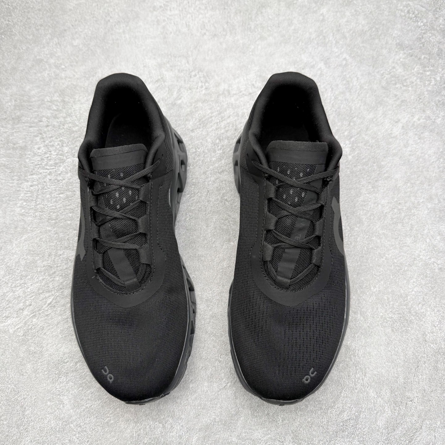 图片[2]-On昂跑 Cloudmonster 舒适 织物防滑透气回弹 低帮 休闲长跑城市通勤跑步鞋 此运动品牌 开创于2010年 缓震着陆、强效回弹、轻柔质感的设计构思始终是ON研制关键 与此同时基于“为全球提供革新性的跑步感受”信念 陆续推出了多款跑鞋及其以专业运动人体跑步工程学为设计关键的功能性跑步服饰设备 让跑者不费力气地畅快畅跑 尺码：36 36.5 37.5 38 38.5 39 40 40.5 41 42 42.5 43 44 44.5 45-选品中心