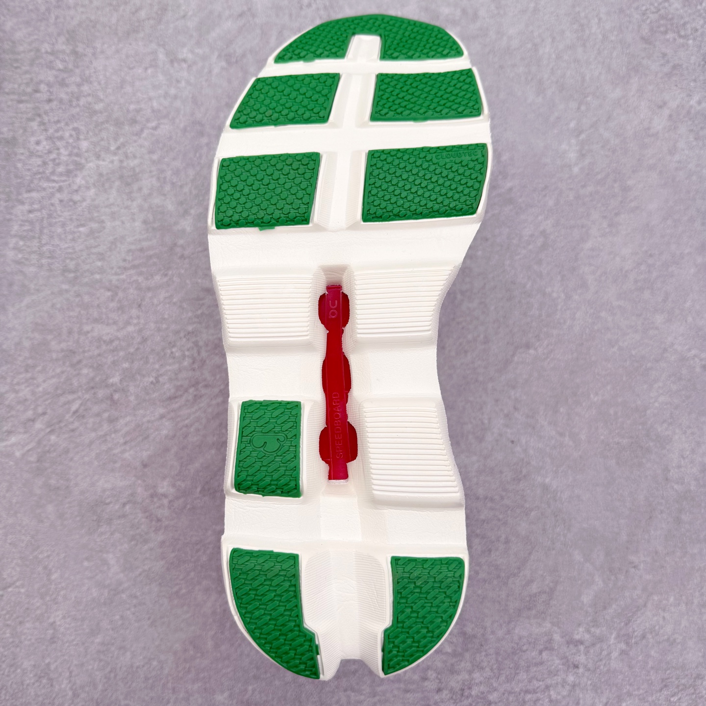 图片[9]-On昂跑 Cloudmonster 舒适 织物防滑透气回弹 低帮 休闲长跑城市通勤跑步鞋 此运动品牌 开创于2010年 缓震着陆、强效回弹、轻柔质感的设计构思始终是ON研制关键 与此同时基于“为全球提供革新性的跑步感受”信念 陆续推出了多款跑鞋及其以专业运动人体跑步工程学为设计关键的功能性跑步服饰设备 让跑者不费力气地畅快畅跑 尺码：36 36.5 37.5 38 38.5 39 40 40.5 41 42 42.5 43 44 44.5 45-选品中心