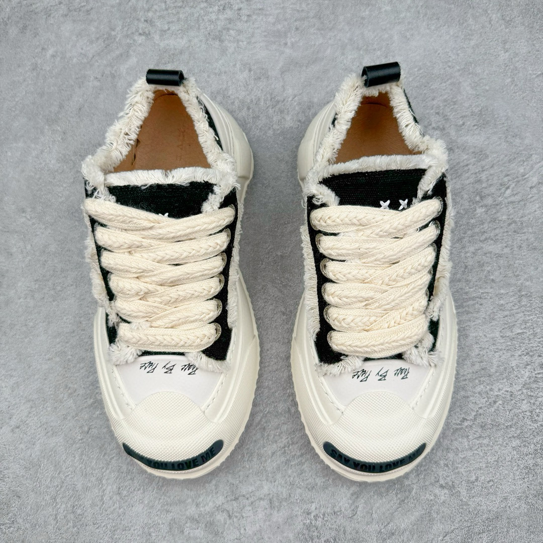 图片[2]-明星都穿它 \\\”SMILENCE\\\”隐藏款!! 吴建豪个人主理潮流品牌xVESSEL G.O.P. 2.0 MARSHMALLOW Lows 2.0棉花糖开口笑系列解构重叠厚底软木低帮百搭增高帆布硫化板鞋 这双鞋名为 Peace by Piece，是以帆布鞋作为基底，并以解构手法，将鞋上不同细节堆叠营造错位，鞋面的帆布再经过打磨制造流须效果，整双鞋更是手工制作，因此显现出其细致的工序。尺码：35 36 37 38 39 40 41 42 43 44-选品中心