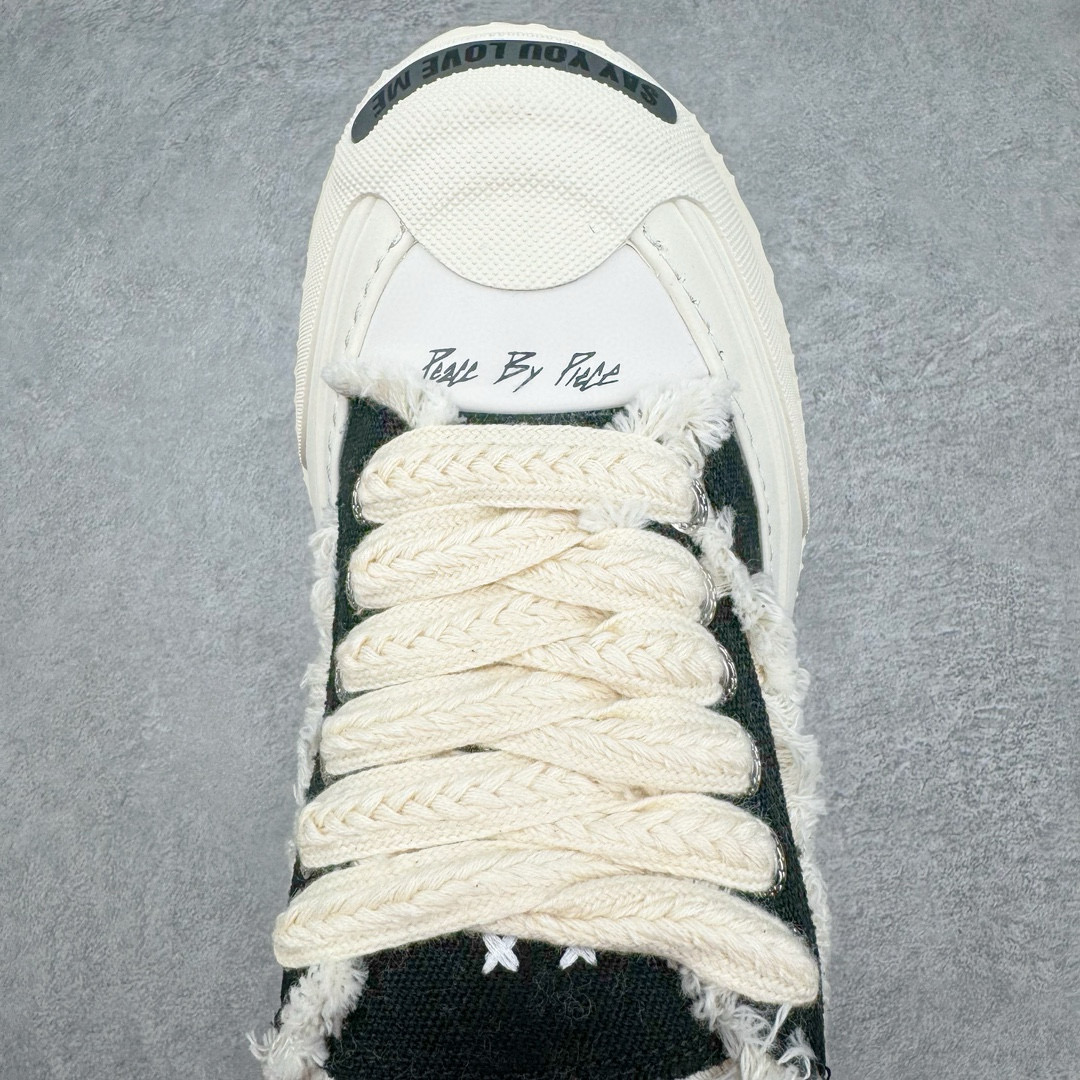 图片[4]-明星都穿它 \\\”SMILENCE\\\”隐藏款!! 吴建豪个人主理潮流品牌xVESSEL G.O.P. 2.0 MARSHMALLOW Lows 2.0棉花糖开口笑系列解构重叠厚底软木低帮百搭增高帆布硫化板鞋 这双鞋名为 Peace by Piece，是以帆布鞋作为基底，并以解构手法，将鞋上不同细节堆叠营造错位，鞋面的帆布再经过打磨制造流须效果，整双鞋更是手工制作，因此显现出其细致的工序。尺码：35 36 37 38 39 40 41 42 43 44-选品中心