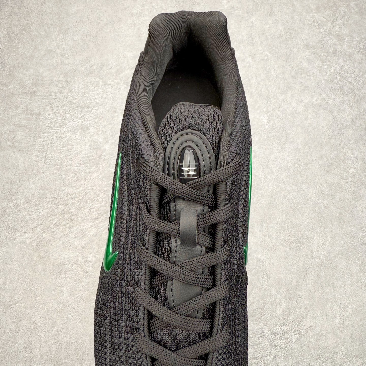 图片[5]-NK Total 90 Shox Secutor Magia 百搭舒适 耐磨 足球鞋 实拍调校N版已经零色差零失真 百分百还原实物色彩所见即所得 不存在货不对板色差等低级问题 选购参考实物拍摄 不混卖不参货 只用心做好货严格选品 承诺混一赔十 尺码：36 36.5 37.5 38 38.5 39 40 40.5 41 42 42.5 43 44 44.5 45-选品中心