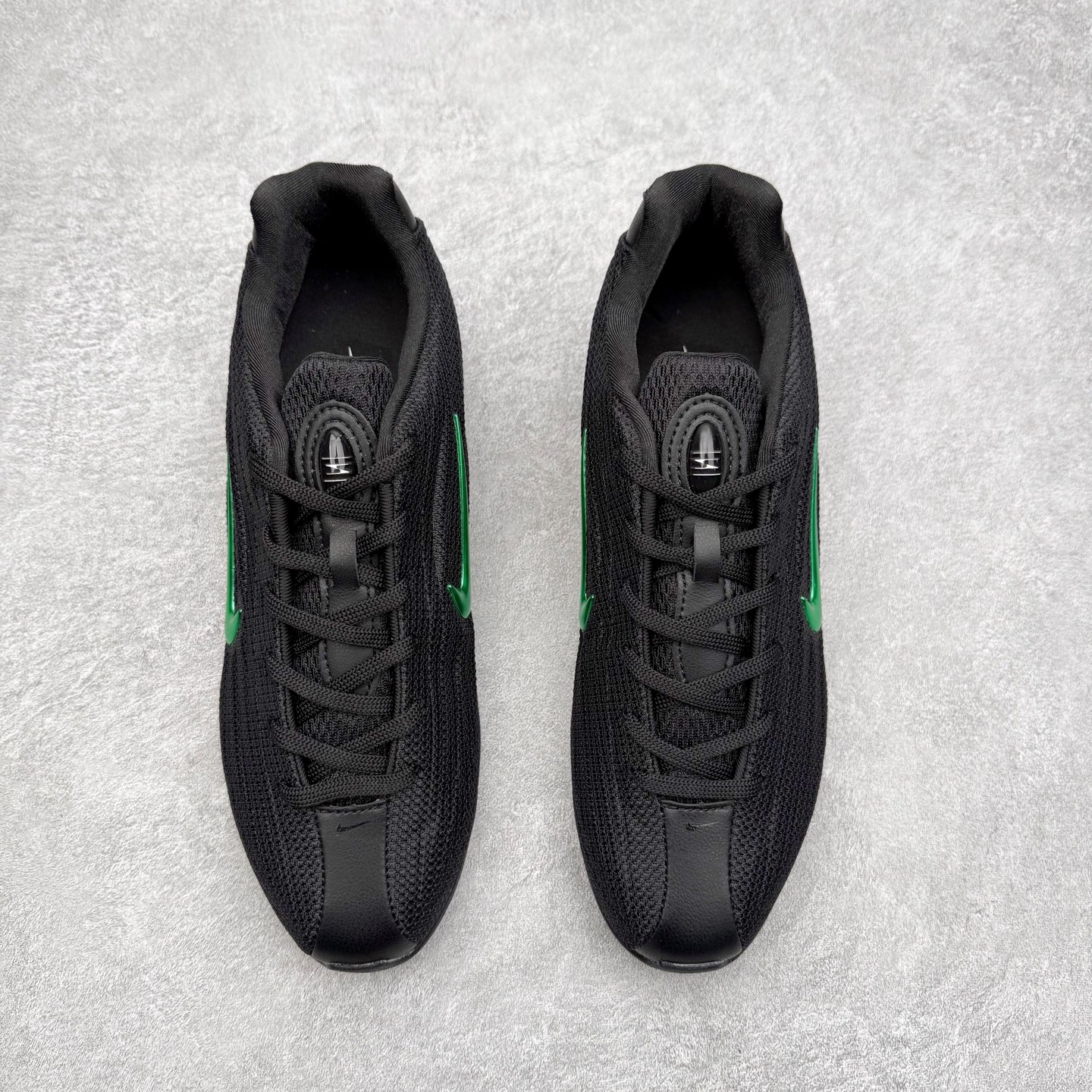 图片[2]-NK Total 90 Shox Secutor Magia 百搭舒适 耐磨 足球鞋 实拍调校N版已经零色差零失真 百分百还原实物色彩所见即所得 不存在货不对板色差等低级问题 选购参考实物拍摄 不混卖不参货 只用心做好货严格选品 承诺混一赔十 尺码：36 36.5 37.5 38 38.5 39 40 40.5 41 42 42.5 43 44 44.5 45-选品中心