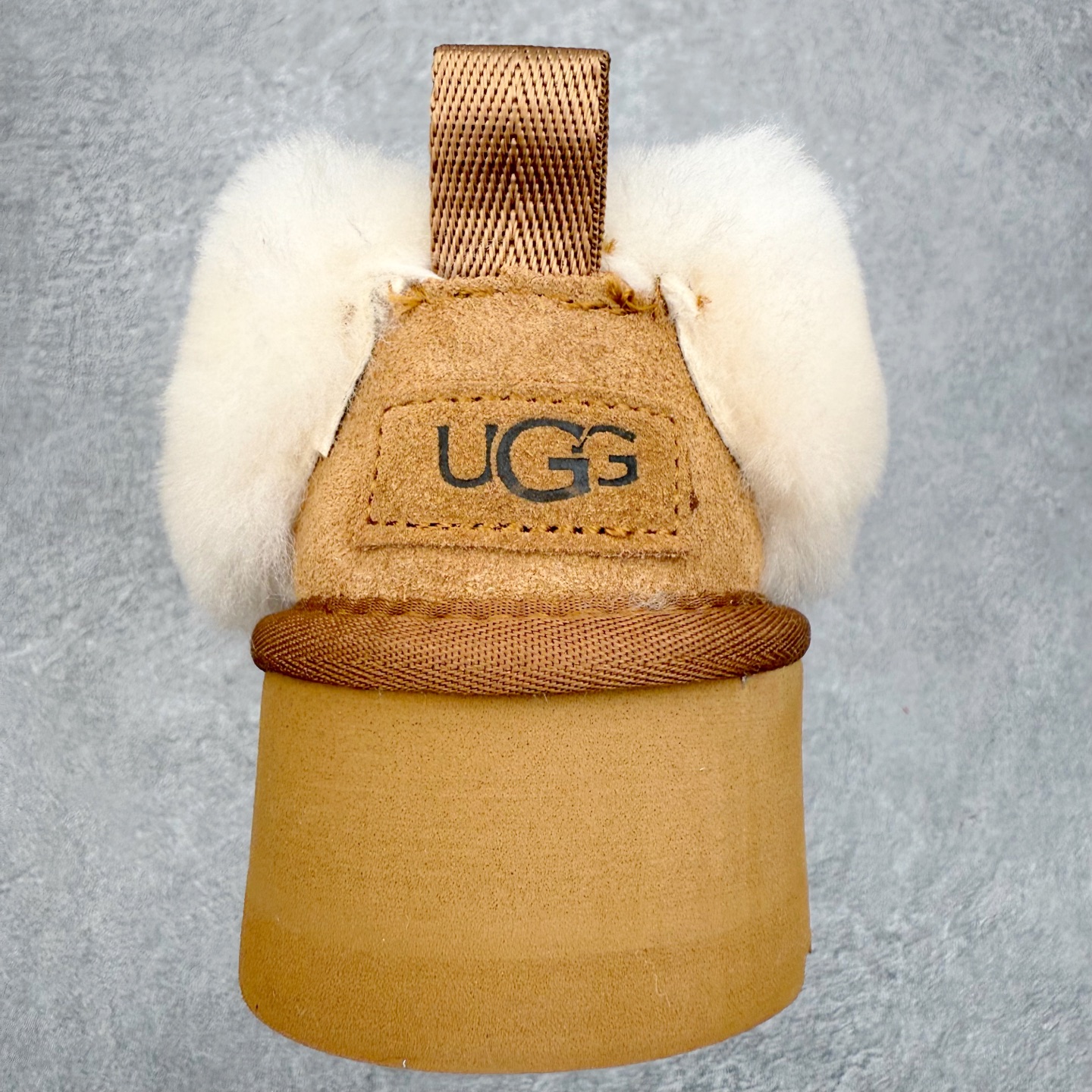 图片[8]-＃福利特价 UGG 1393 经典秋冬羊皮毛一体雪地靴 隆丰A级澳洲进口羊皮毛一体 完全遵循ZP工艺流程 代工厂原厂版师 秉承无原鞋不开发选择 注重每一处细节 市面最正版型 TREADLITE\\\”轻翼\\\”科技外底 轻便/耐用/柔韧/桩型【售后郑重承诺】一个月内若出现重大脱胶/断底等质量问题 直接为您换新 翻毛皮鞋面 细腻亲肤再生聚酯纤维滚边 舒适易打理 保暖性佳 UGG plush™ 里衬和内底 茸软亲肤 舒适暖足 经典鞋型搭配轻盈厚底 稳稳拿捏秋冬出街时髦造型 Treadlite by UGG 轻翼大底 轻盈缓震 为双足减负 舒适轻便 助你轻松畅玩整天 尺码：35 36 37 38 39 40-选品中心