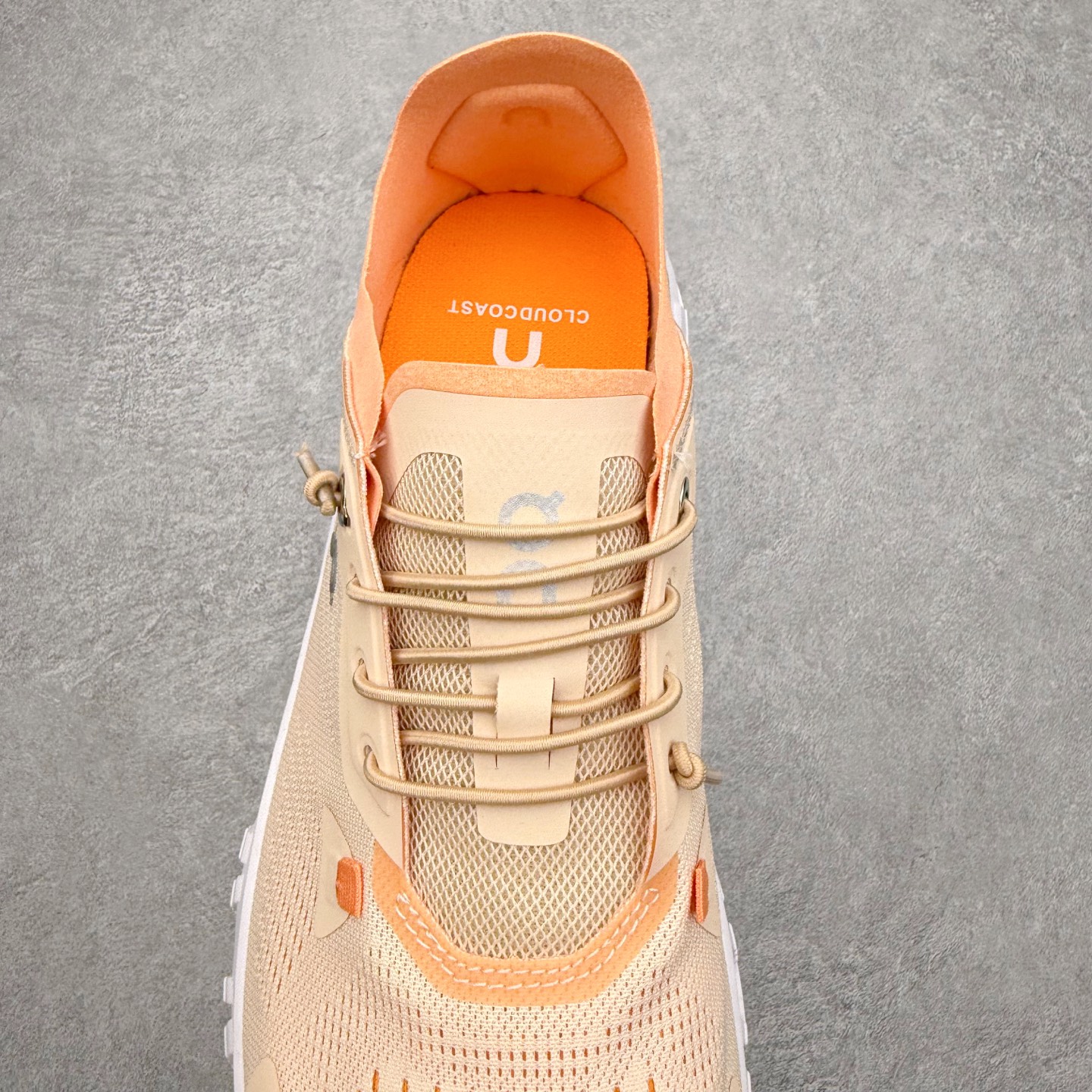 图片[5]-On昂跑 Cloud 6 Coast 潮流舒适 防滑耐磨 低帮 生活休闲鞋 此运动品牌 开创于2010年 缓震着陆、强效回弹、轻柔质感的设计构思始终是ON研制关键 与此同时基于“为全球提供革新性的跑步感受”信念 陆续推出了多款跑鞋及其以专业运动人体跑步工程学为设计关键的功能性跑步服饰设备 让跑者不费力气地畅快畅跑 尺码：36 36.5 37.5 38 38.5 39 40 40.5 41 42 42.5 43 44 44.5 45-选品中心