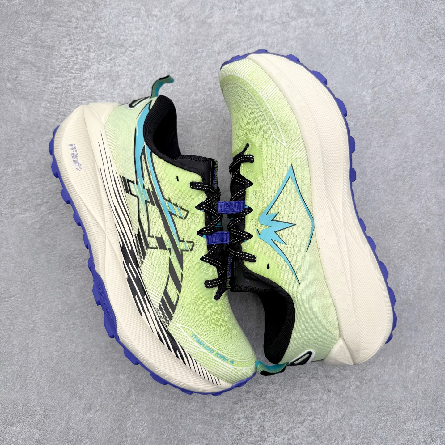 图片[3]-Asics Gel-Trabuco Max 4 舒适缓震轻便竞速 低帮跑步鞋 ASICS（亚瑟士）是日本实业家鬼冢喜八郎创立的跑鞋运动品牌，名字想法源自著名的拉丁谚语“AnimaSana In Corpore Sano”，意为“健全的精神寓于强健的体魄”。正如其名字的含义，ASICS亚瑟士一直坚信保持身体的健康与活力是打造健康快乐的生活方式的最佳途径。亚瑟士的跑鞋、篮球鞋等系列集专业与美貌于一身，拥有极高的热度。2016年，ASICS在“2016年日本最佳全球品牌”排行榜名列第17名。尺码：36 37 37.5 38 39 39.5 40 40.5 41.5 42 42.5 43.5 44 45-选品中心