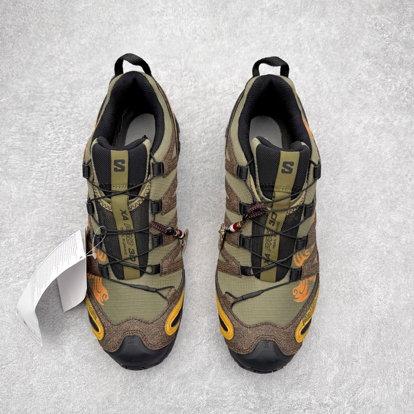 图片[2]-SALOMON XA Pro 3D ADV 萨洛蒙潮流越野机能户外功能鞋 纯原外贸平台特供订单 耗时半年巨作 全套原纸板楦头开发 原厂特供网布配套加持 确保原汁原味 完美呈现版型 原档数据独家私模五层组合大底 原装Ortholite轻量化鞋垫 中底布带钢印编号 原厂TPU锁扣 进口港宝加持 后跟自然饱满 还原公司包裹性 鞋面采用SENSIFT贴合技术 全方位贴合包裹脚型 鞋跟部鞋底牵引设计 提供强大的抓地性能 更适应野外崎岖不平的道路 其3D ADVANCED CHASSIS底盘 材料轻量大化 钉齿设计更具稳定性 防护性 鞋底易磨损区运用CONTAGRIP高耐磨材料 应对城市硬质路面长距离跑考验 尺码：36 36.5 37.5 38 38.5 39 40 40.5 41 42 42.5 43 44 44.5 45-选品中心