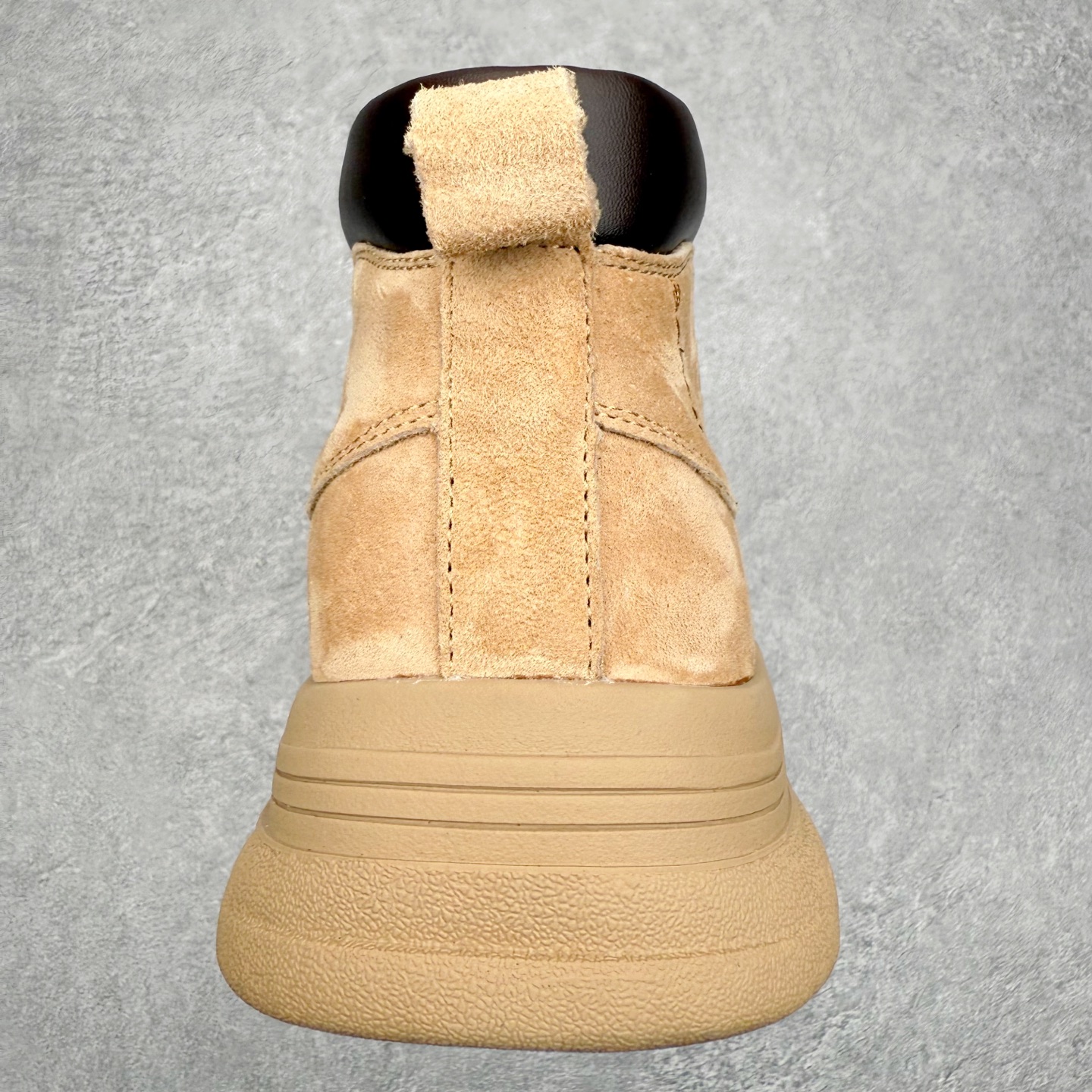 图片[8]-CAT卡特 硬汉推土机品牌经典百搭户外中帮休闲马丁靴 广东大厂品质 秋冬新款 时尚潮流搭配 面料釆用意大利进口磨砂牛皮 全鞋真牛皮材料 大底到五金都是代工厂原材料制作 好货不杀猪 首单质量严格把控 全套官网统一包装 今年冬季防寒户外专用产品 日常随意搭配 型男必备 尺码：39 40 41 42 43 44 (偏大一码)-选品中心