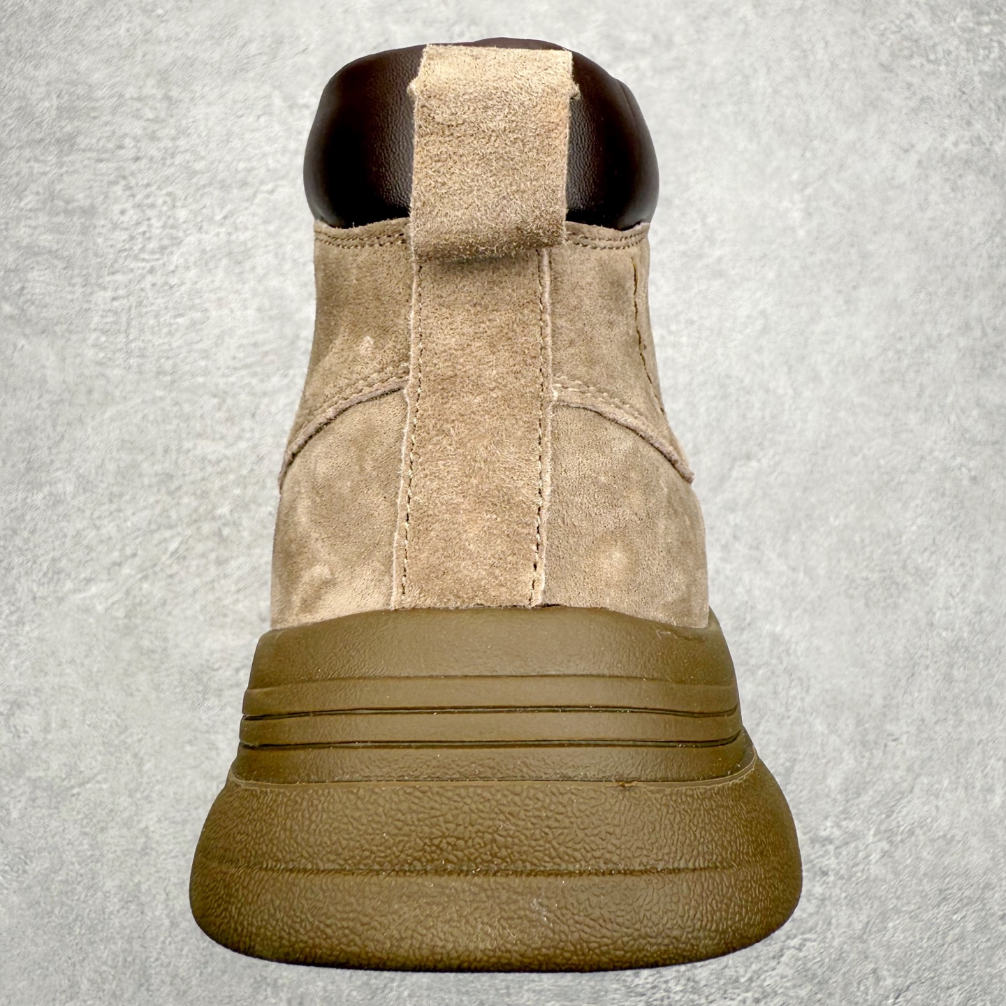 图片[8]-CAT卡特 硬汉推土机品牌经典百搭户外中帮休闲马丁靴 广东大厂品质 秋冬新款 时尚潮流搭配 面料釆用意大利进口磨砂牛皮 全鞋真牛皮材料 大底到五金都是代工厂原材料制作 好货不杀猪 首单质量严格把控 全套官网统一包装 今年冬季防寒户外专用产品 日常随意搭配 型男必备 尺码：39 40 41 42 43 44 (偏大一码)-选品中心