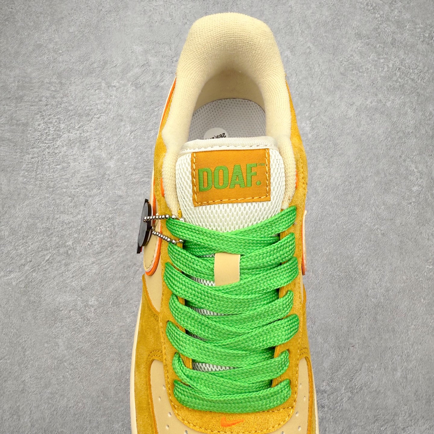 图片[5]-NK Air Force 1´07 Low 空军一号低帮百搭休闲运动板鞋 IU7612-700 柔软、弹性十足的缓震性能和出色的中底设计 横跨复古与现代的外型结合 造就出风靡全球 三十多年的Force 1 直到今天还深受青睐 实拍调校N版已经零色差零失真 百分百还原实物色彩所见即所得 不存在货不对板色差等低级问题 选购参考实物拍摄 不混卖不参货 只用心做好货严格选品 承诺混一赔十 尺码：36 36.5 37.5 38 38.5 39 40 40.5 41 42 42.5 43 44 44.5 45-选品中心