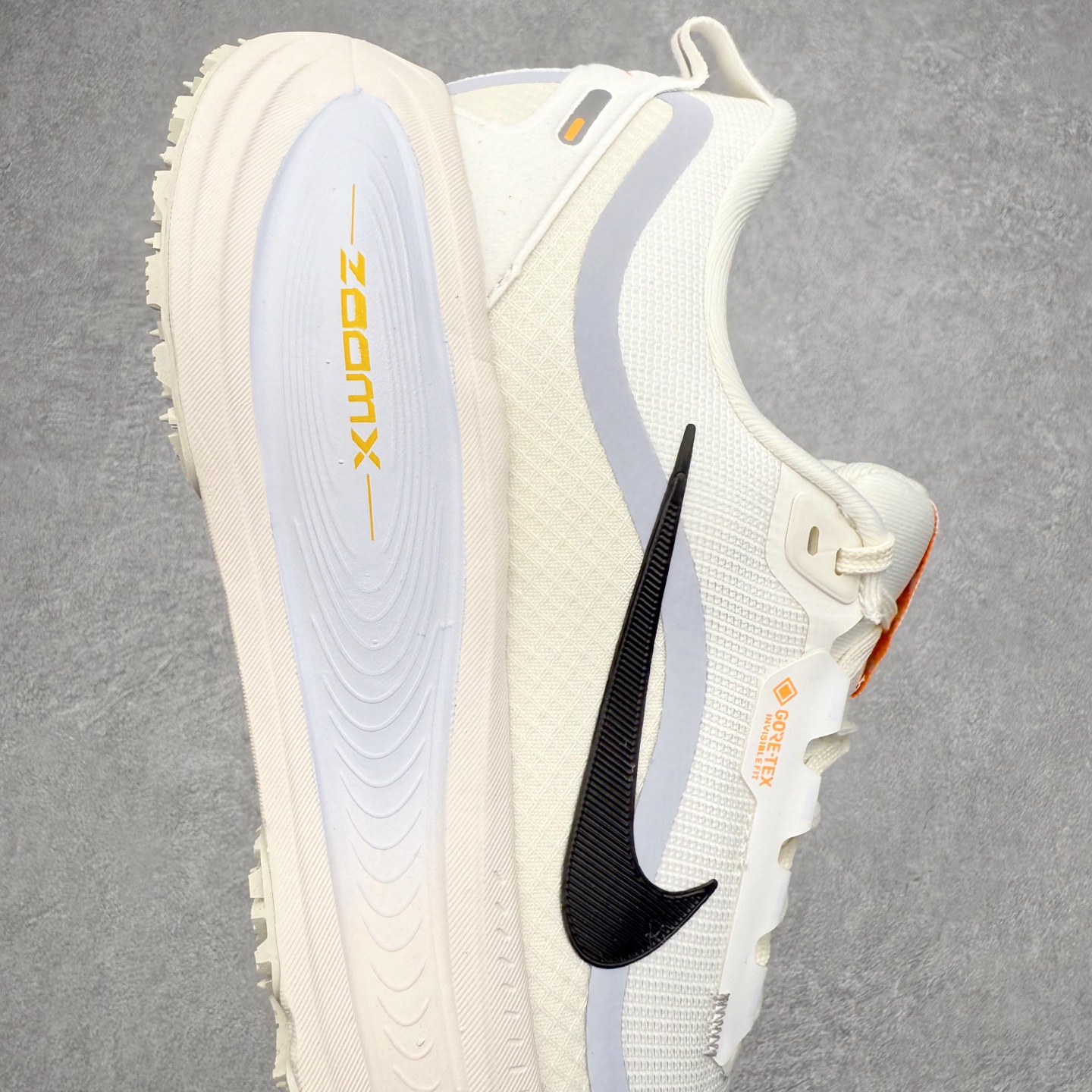 图片[6]-NK Vomero 18 GTX 时尚舒适 网布防滑耐磨 低帮跑步鞋 实拍调校N版已经零色差零失真 百分百还原实物色彩所见即所得 不存在货不对板色差等低级问题 选购参考实物拍摄 不混卖不参货 只用心做好货严格选品 承诺混一赔十 尺码：36 36.5 37.5 38 38.5 39 40 40.5 41 42 42.5 43 44 44.5 45-选品中心