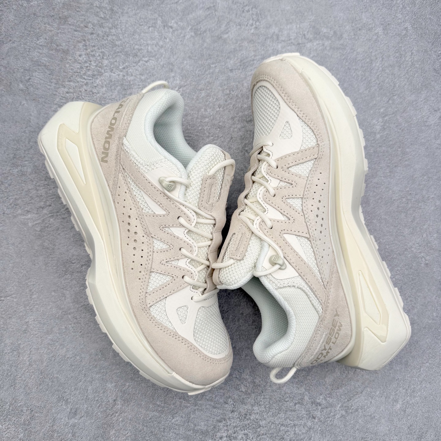 图片[3]-SALOMON萨洛蒙 ODYSSEY ELMT LOW LTR 时尚简约舒适美观 防滑耐磨 低帮 户外功能鞋 男女同款 棕褐色 SALOMON诞生于1947年的法国阿尔卑斯山区，全球知名的户外运动品牌。一直致力于推动滑雪、越野跑等山地运动的发展及产品的进步。其产品设计致力于追求创新和发掘产品的性能极限，帮助喜欢自由的人在山地间不断挑战自我。实拍调校N版已经零色差零失真 百分百还原实物色彩所见即所得 不存在货不对板色差等低级问题 选购参考实物拍摄 不混卖不参货 只用心做好货严格选品 承诺混一赔十 尺码：36 36.5 37.5 38 38.5 39 40 40.5 41 42 42.5 43 44 44.5 45-选品中心