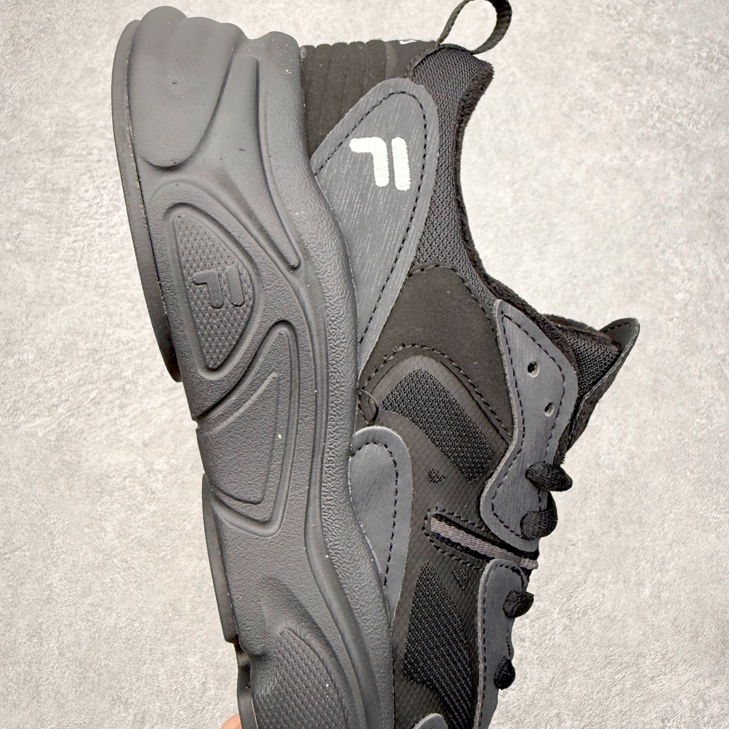 图片[6]-FILA SKIIPPER 斐乐火星2.0减震防滑网面老爹鞋 复古风重现 原鞋开版定制 正品同步鞋材 皮革拼接麂皮 搭配透气网布 主打复古潮流 白粉紫撞色设计 视觉冲击十足 超厚EVA软底设计 轻量舒适脚感 附带内增高效果 妥妥仙女款 完美上脚体验 女神必入单品 强烈推荐 尺码：35.5 36 36.5 37.5 38 38.5 39 40 40.5 41 42 42.5 43 44 44.5 45 45.5-选品中心