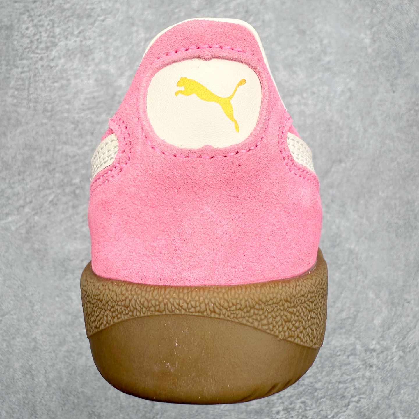 图片[8]-PUMA Palermo Trainer 彪马防滑耐磨低帮德训休闲板鞋 简约又不失设计巧思的帅气风格让它轻松驾驭日常休闲或滑板场合 运动兼具匠心 细节彰显品质 衬垫边缘以提供支撑和灵活性 强化鞋头以承受持续的磨损 耐磨性强 稳定性高 抓地更牢 不易打滑 尺码： 35 36 36.5 37.5 38 38.5 39 40 40.5 41 42 42.5 43 44 45-选品中心