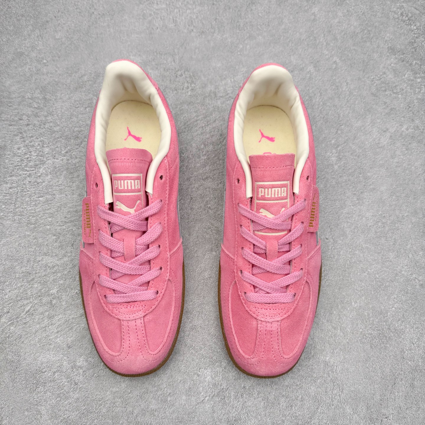 图片[2]-PUMA Palermo Trainer 彪马防滑耐磨低帮德训休闲板鞋 简约又不失设计巧思的帅气风格让它轻松驾驭日常休闲或滑板场合 运动兼具匠心 细节彰显品质 衬垫边缘以提供支撑和灵活性 强化鞋头以承受持续的磨损 耐磨性强 稳定性高 抓地更牢 不易打滑 尺码： 35 36 36.5 37.5 38 38.5 39 40 40.5 41 42 42.5 43 44 45-选品中心