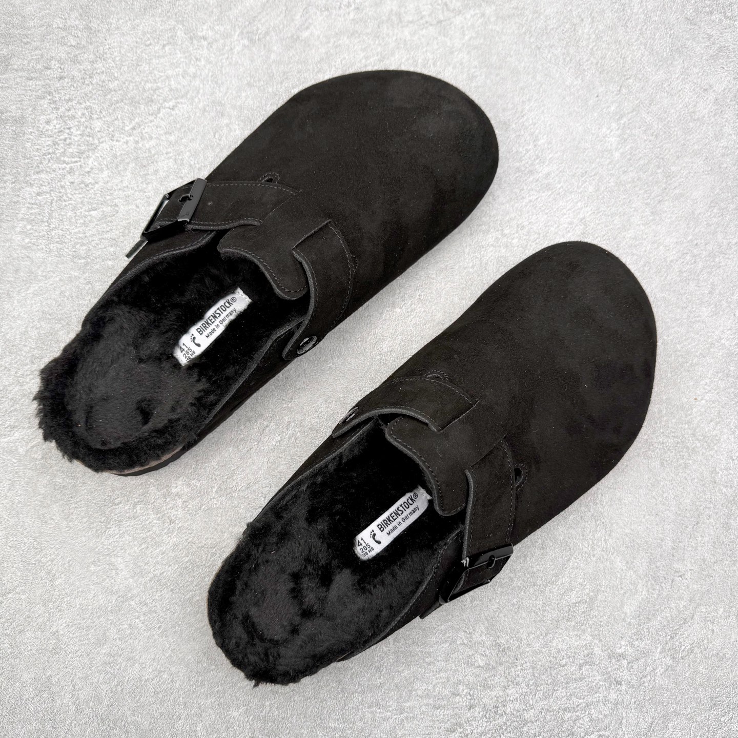 图片[3]-Birkenstock Boston VL 勃肯软木底包头拖鞋加绒版 天鹅绒般的绒面革赋子休闲的经典外观 四季皆宜 柔软的鞋床采用额外的泡沫缓冲层 提供额外的舒适感和全天支撑 全网独家首发 源于德国的严谨工艺 牛巴戎面 中层松木 EVA 三层组合大底 优质牛皮面料五金扣 出口订单 尺码：35 36 37 38 39 40-选品中心