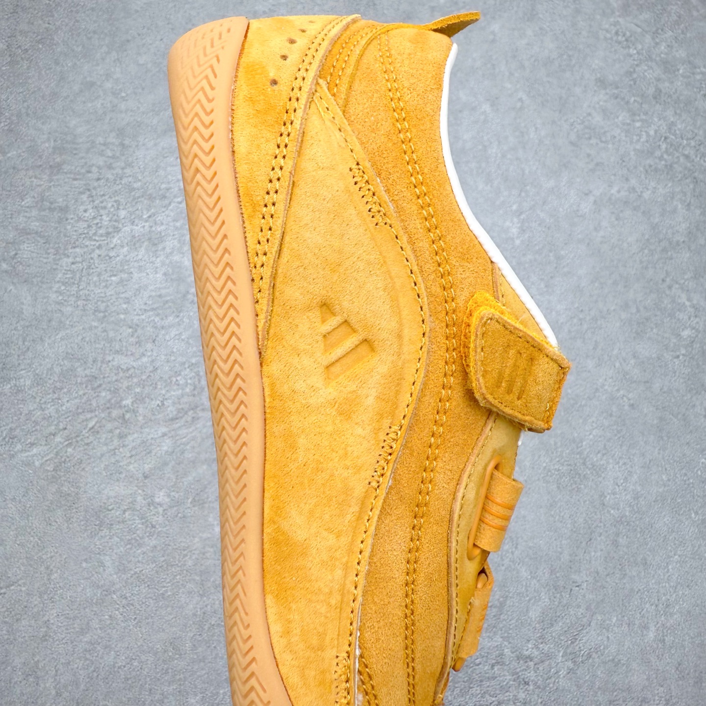 图片[6]-AD FOS URBAN REVERIE 舒适百搭 耐磨 低帮 生活休闲鞋 KJ4036 实拍调校N版已经零色差零失真 百分百还原实物色彩所见即所得 不存在货不对板色差等低级问题 选购参考实物拍摄 不混卖不参货 只用心做好货严格选品 承诺混一赔十 尺码：36 36.5 37.5 38 38.5 39 40 40.5 41 42 42.5 43 44 44.5 45-选品中心