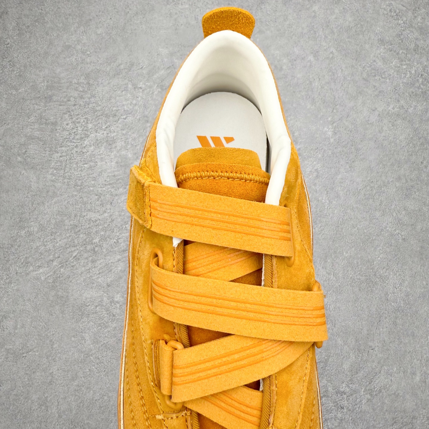 图片[5]-AD FOS URBAN REVERIE 舒适百搭 耐磨 低帮 生活休闲鞋 KJ4036 实拍调校N版已经零色差零失真 百分百还原实物色彩所见即所得 不存在货不对板色差等低级问题 选购参考实物拍摄 不混卖不参货 只用心做好货严格选品 承诺混一赔十 尺码：36 36.5 37.5 38 38.5 39 40 40.5 41 42 42.5 43 44 44.5 45-选品中心