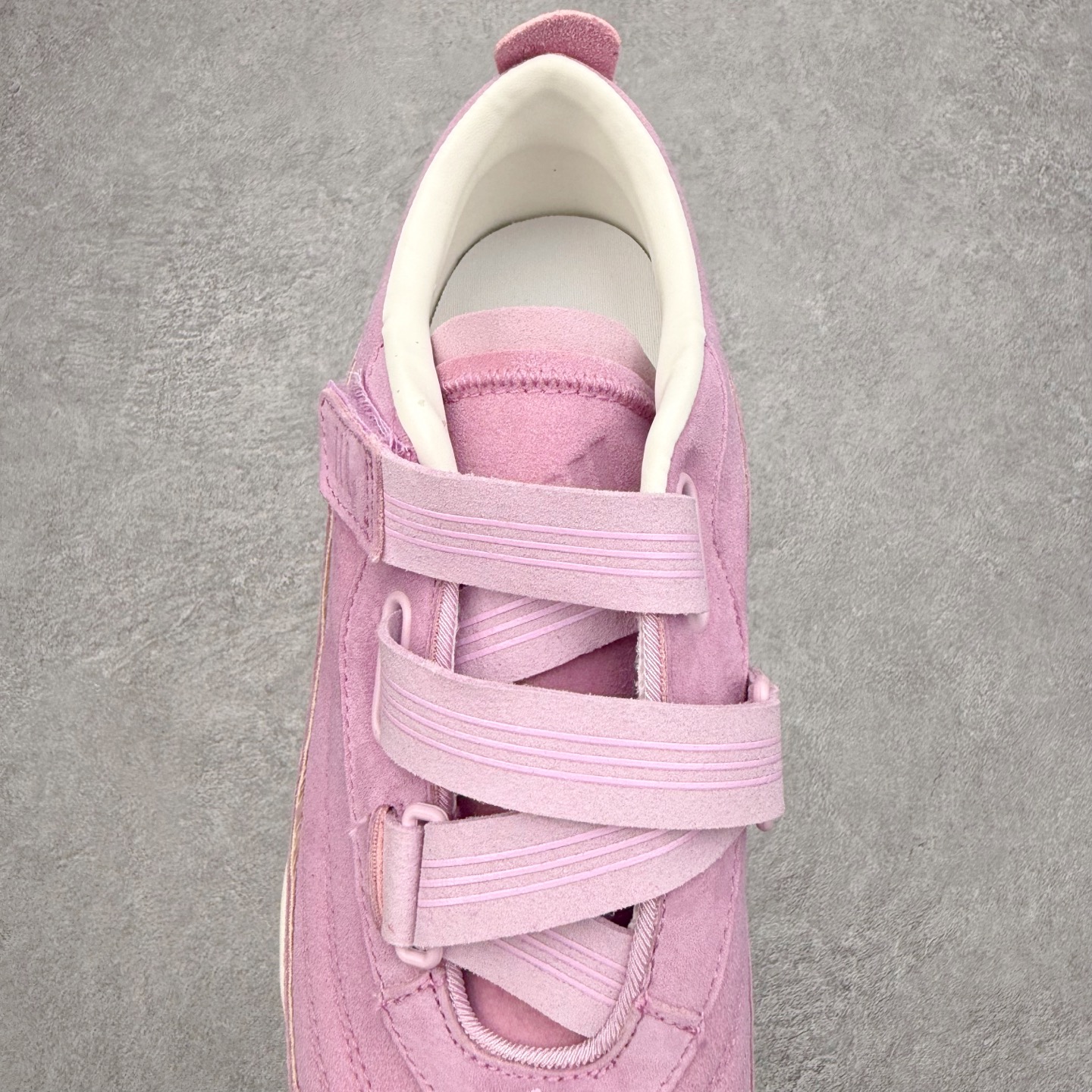 图片[5]-AD FOS URBAN REVERIE 舒适百搭 耐磨 低帮 生活休闲鞋 KJ4035 实拍调校N版已经零色差零失真 百分百还原实物色彩所见即所得 不存在货不对板色差等低级问题 选购参考实物拍摄 不混卖不参货 只用心做好货严格选品 承诺混一赔十 尺码：36 36.5 37.5 38 38.5 39 40 40.5 41 42 42.5 43 44 44.5 45-选品中心