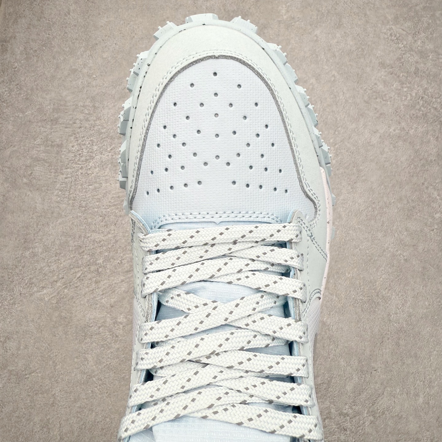 图片[4]-Air Jordan AJ1 Element Gore-Tex 经典耐用 低帮跑步鞋 冰川蓝 FV4227-400实拍调校N版已经零色差零失真 百分百还原实物色彩所见即所得 不存在货不对板色差等低级问题 选购参考实物拍摄 不混卖不参货 只用心做好货严格选品 承诺混一赔十 尺码：40 40.5 41 42 42.5 43 44 44.5 45-选品中心