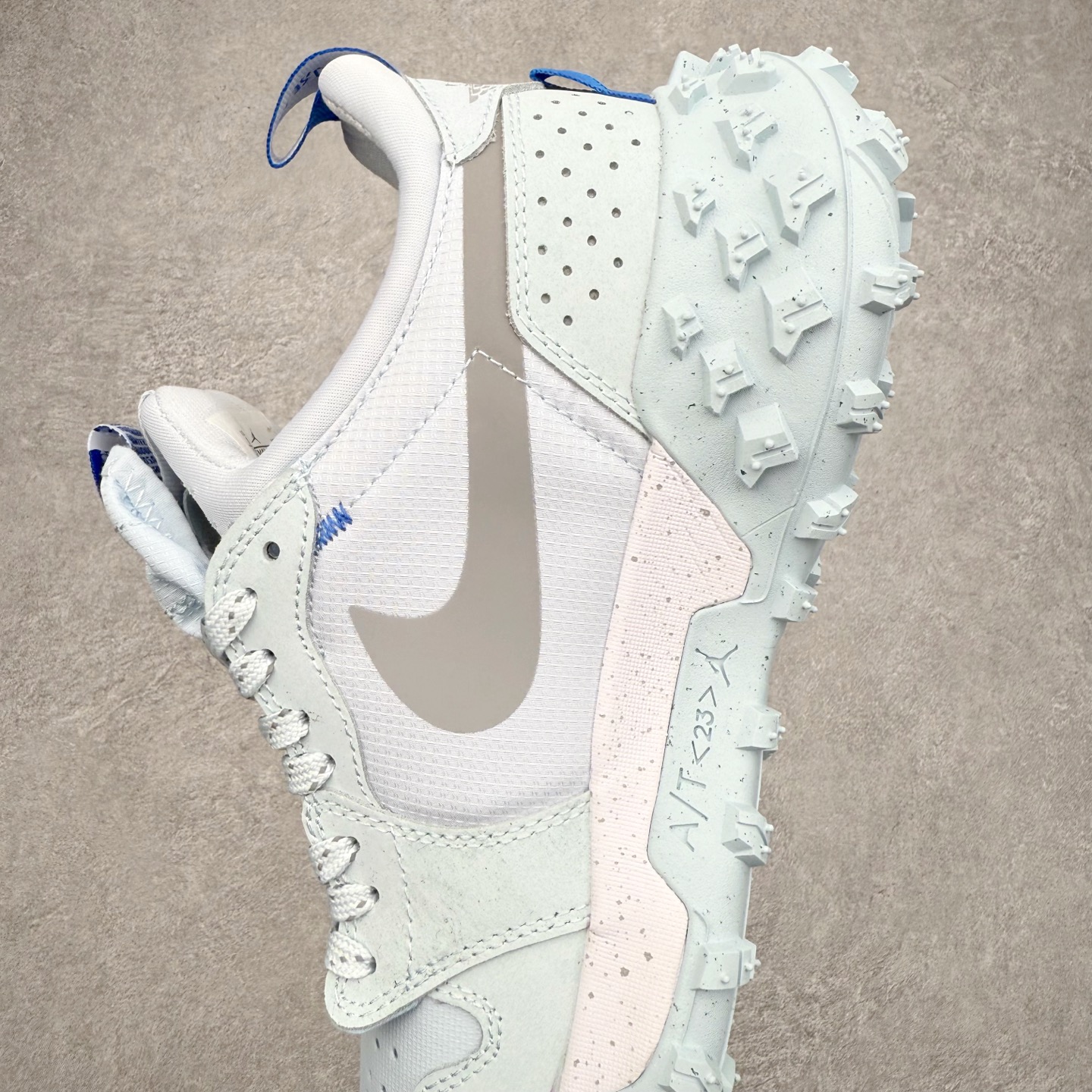 图片[7]-Air Jordan AJ1 Element Gore-Tex 经典耐用 低帮跑步鞋 冰川蓝 FV4227-400实拍调校N版已经零色差零失真 百分百还原实物色彩所见即所得 不存在货不对板色差等低级问题 选购参考实物拍摄 不混卖不参货 只用心做好货严格选品 承诺混一赔十 尺码：40 40.5 41 42 42.5 43 44 44.5 45-选品中心