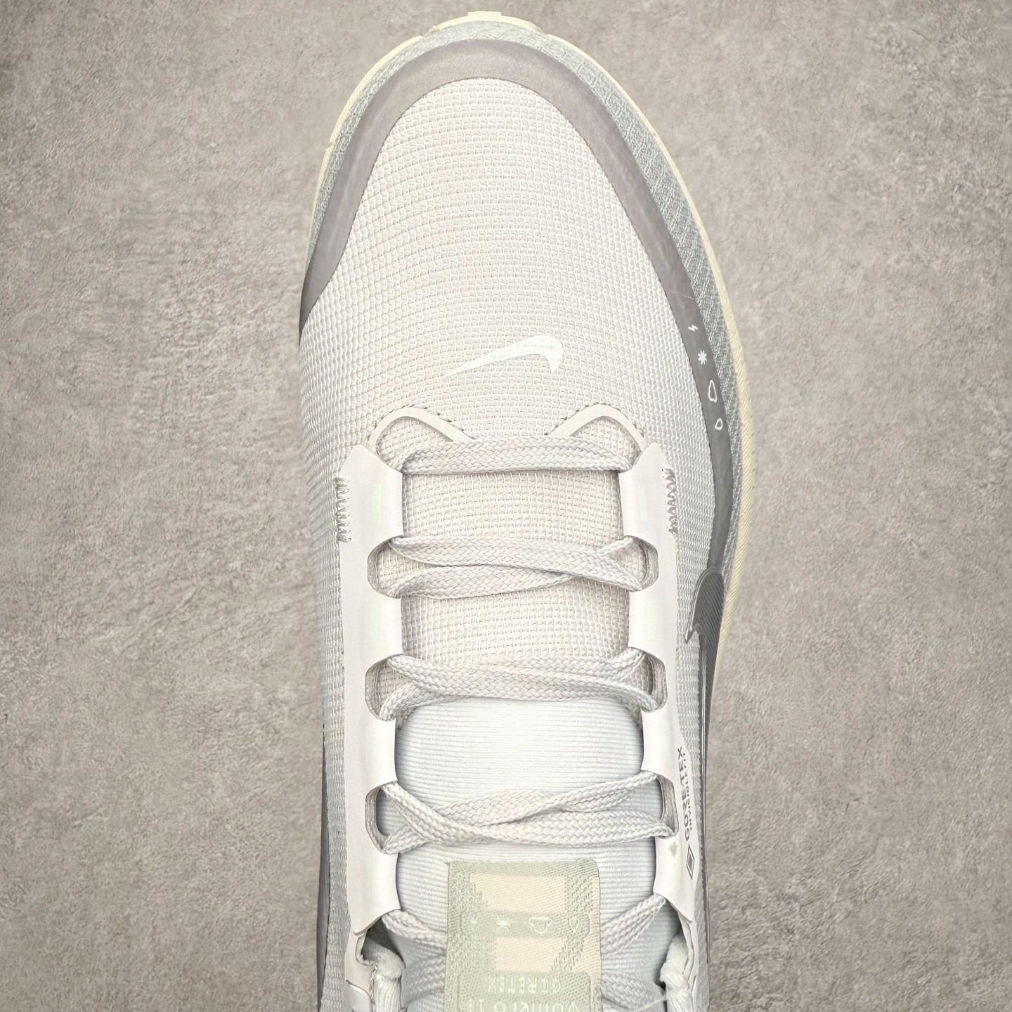 图片[4]-NK Vomero 18 GTX 时尚舒适 网布防滑耐磨 低帮跑步鞋 实拍调校N版已经零色差零失真 百分百还原实物色彩所见即所得 不存在货不对板色差等低级问题 选购参考实物拍摄 不混卖不参货 只用心做好货严格选品 承诺混一赔十 尺码：36 36.5 37.5 38 38.5 39 40 40.5 41 42 42.5 43 44 44.5 45-选品中心