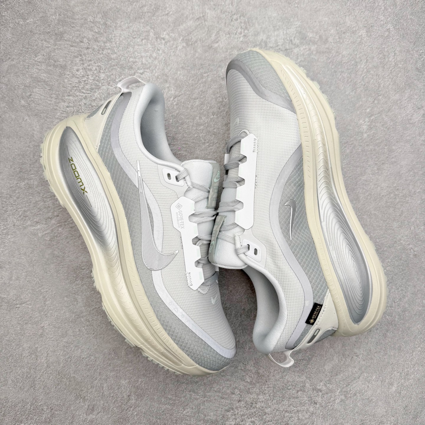 图片[3]-NK Vomero 18 GTX 时尚舒适 网布防滑耐磨 低帮跑步鞋 实拍调校N版已经零色差零失真 百分百还原实物色彩所见即所得 不存在货不对板色差等低级问题 选购参考实物拍摄 不混卖不参货 只用心做好货严格选品 承诺混一赔十 尺码：36 36.5 37.5 38 38.5 39 40 40.5 41 42 42.5 43 44 44.5 45-选品中心