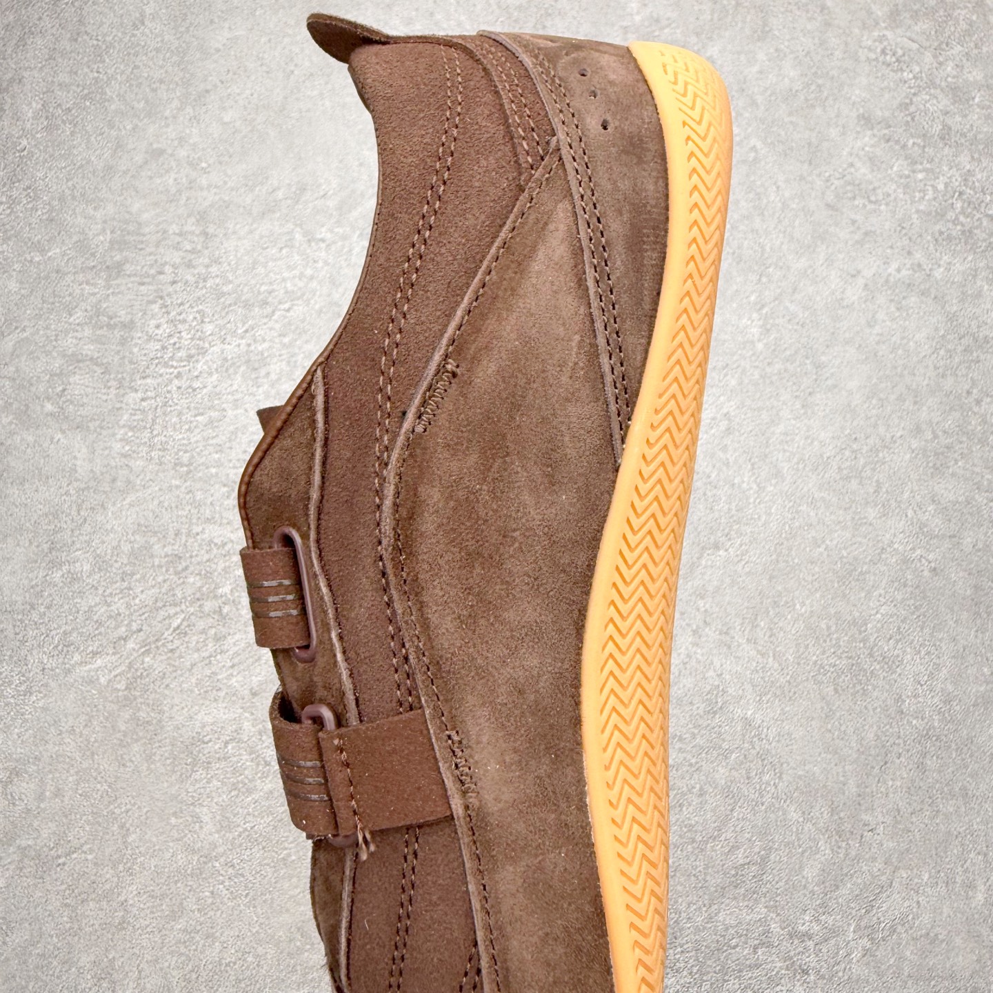 图片[7]-AD FOS URBAN REVERIE 舒适百搭 耐磨 低帮 生活休闲鞋 KJ4037 实拍调校N版已经零色差零失真 百分百还原实物色彩所见即所得 不存在货不对板色差等低级问题 选购参考实物拍摄 不混卖不参货 只用心做好货严格选品 承诺混一赔十 尺码：36 36.5 37.5 38 38.5 39 40 40.5 41 42 42.5 43 44 44.5 45-选品中心