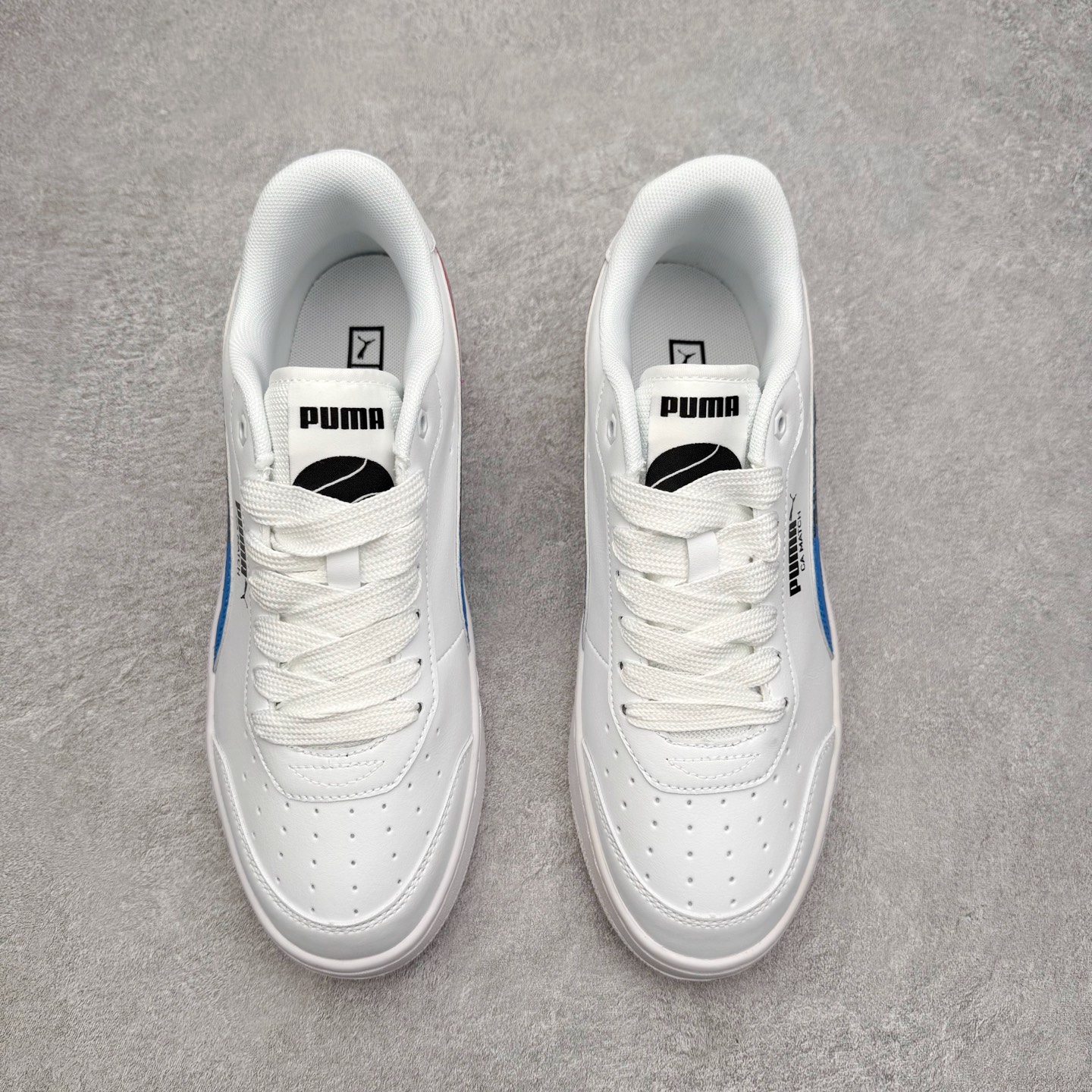 图片[2]-PUMA彪马 BMW M Motorsport RBD Break 彪马新款面包鞋男女同款复古休闲板鞋 赠送一双鞋带 鞋身通体采用细腻的麂皮材质 厚实柔软 质感出众 鞋侧保留PUMA标志性跑道图案 侧面与后跟点缀金属色PUMA LOGO 兼具辨识度与细节感 加厚鞋垫、饱满鞋舌 搭配加宽扁形鞋带 使得穿着感更加贴合与舒适 值得一提的是 本季SUEDE XL鞋款以黑色、红色及蓝色最为瞩目 经典黑的配色 在低调之余可轻松驾驭任何潮流风格造型 而高饱和度的配色 则是当之无愧的早春出街利器 尺码：36 37 37.5 38 38.5 39 40 40.5 41 42 42.5 43 44 45-选品中心