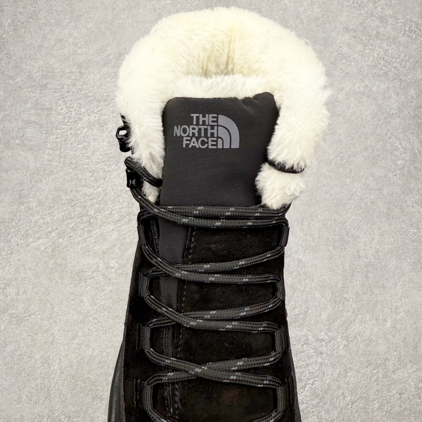 图片[5]-北面THE NORTH FACE GLENCLYFFE 皮革织物简约舒适短靴加绒雪地靴 专业户外登山品牌（北面）The North Face自1966年创立，由两位热爱登山徒步的年轻登山者于美西旧金山开创，不断透过研发与创新，并且将最先进的技术结合在服装与鞋款设计，生产多种外型帅气且专业能力非常强的户外运动装备而备受欢迎。尺码：36-45-选品中心