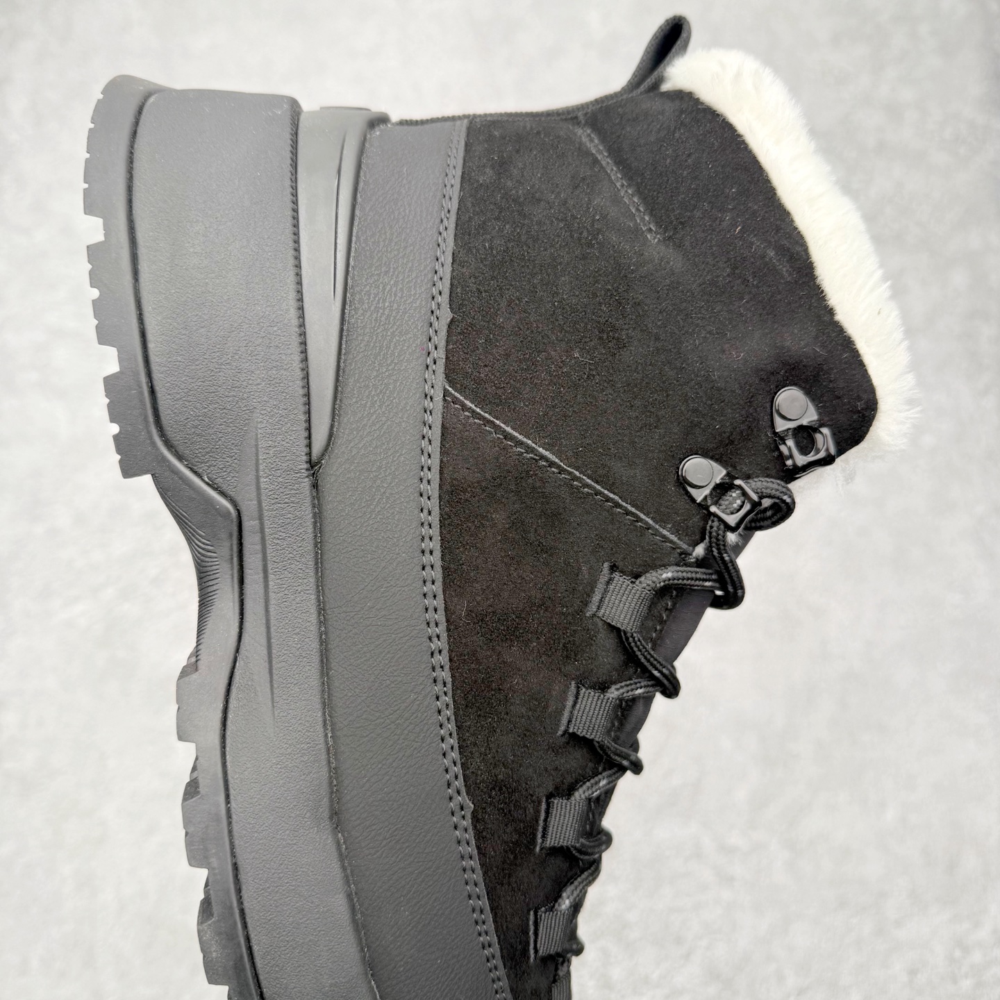 图片[6]-北面THE NORTH FACE GLENCLYFFE 皮革织物简约舒适短靴加绒雪地靴 专业户外登山品牌（北面）The North Face自1966年创立，由两位热爱登山徒步的年轻登山者于美西旧金山开创，不断透过研发与创新，并且将最先进的技术结合在服装与鞋款设计，生产多种外型帅气且专业能力非常强的户外运动装备而备受欢迎。尺码：36-45-选品中心