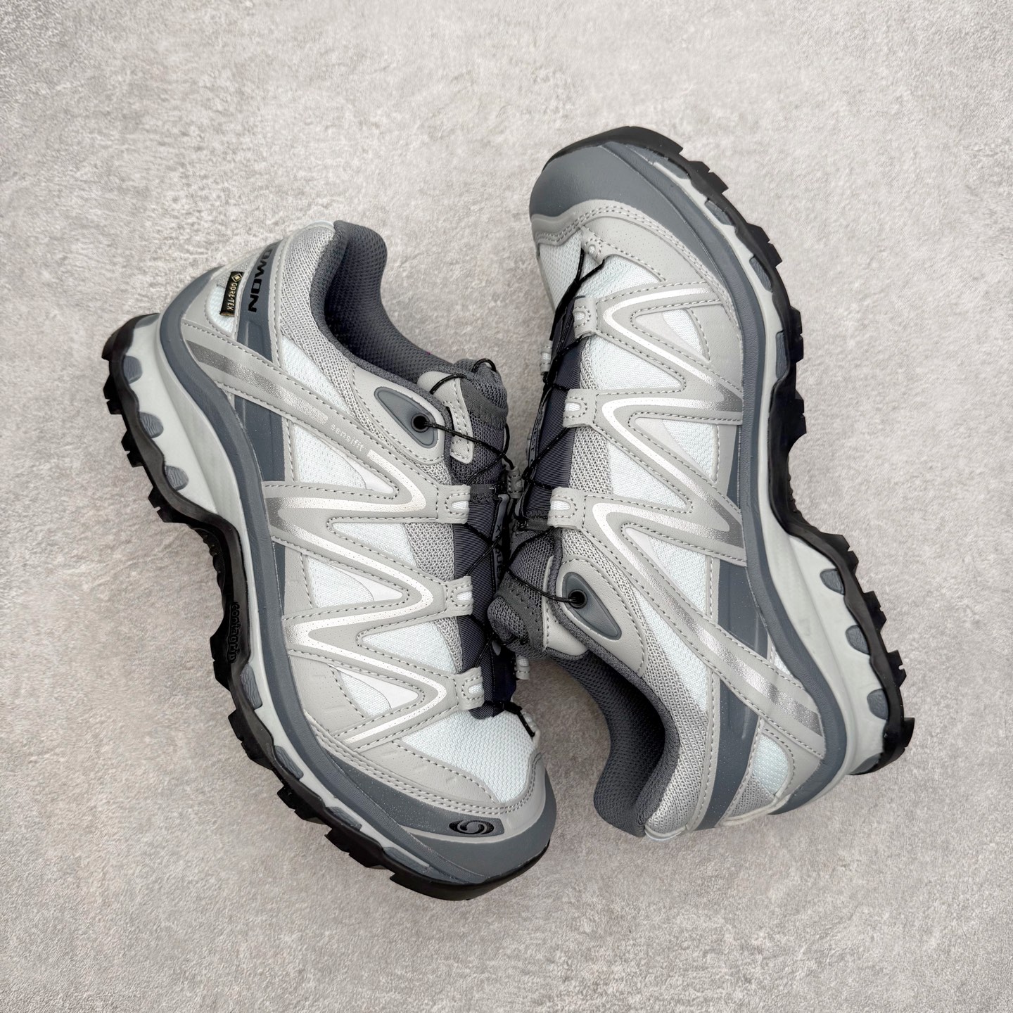 图片[3]-＃PK4.0 Salomon XT-QUEST ADV 萨洛蒙潮流越野机能户外功能鞋 基于市场现有版本全新升级调整改良 现阶段市场最强产物 全新主色陆续出货 大底描漆工整零瑕疵 鞋头定型弧度完美 纯原外贸平台特供订单 耗时半年巨作 全套原纸板楦头开发 原厂特供网布配套加持 确保原汁原味 完美呈现版型 原档数据独家私模五层组合大底 男女鞋同步官方开发至46.5 原装Ortholite轻量化鞋垫 中底布带钢印编号 原厂TPU锁扣 进口港宝加持 后跟自然饱满 还原公司包裹性 基于 SALOMON 初代 XT 鞋身造型并搭载 4D ADVANCED CHASSIS™ 大底打造而成 为这款 XT-QUEST 带来了多项足部控制与保护等功能性 如在运动过程中控制左右晃动的过程而提高稳定性、改善长途越野过程中足中到足尖的过渡、提高感知岩石的精确度以抵抗尖锐物体对脚底的伤害以及采用动态缓冲来增强穿着舒适感 从而减轻疲劳感 使XT-QUEST 成为一双舒适且安全的户外之履 尺码：36 36.5 37.5 38 38.5 39 40 40.5 41 42 42.5 43 44 44.5 45-选品中心