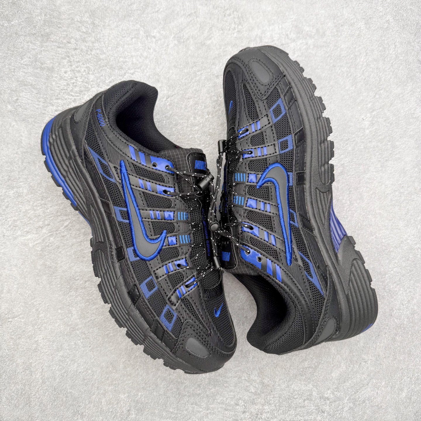 图片[3]-NK P-6000 系列低帮复古老爹风休闲运动舒适慢跑鞋 IO1904-010 融合 Pegasus 过往运动鞋设计 助力 21 世纪早期跑步运动跃升时尚新高度 采用透气网眼布、运动风格线条和耐穿覆面 兼具吸睛外观和舒适感受 中底泡绵以田径赛道为灵感 打造厚实设计 缔造出众缓震性能 尺码：36 36.5 37.5 38 38.5 39 40 40.5 41 42 42.5 43 44 44.5 45-选品中心