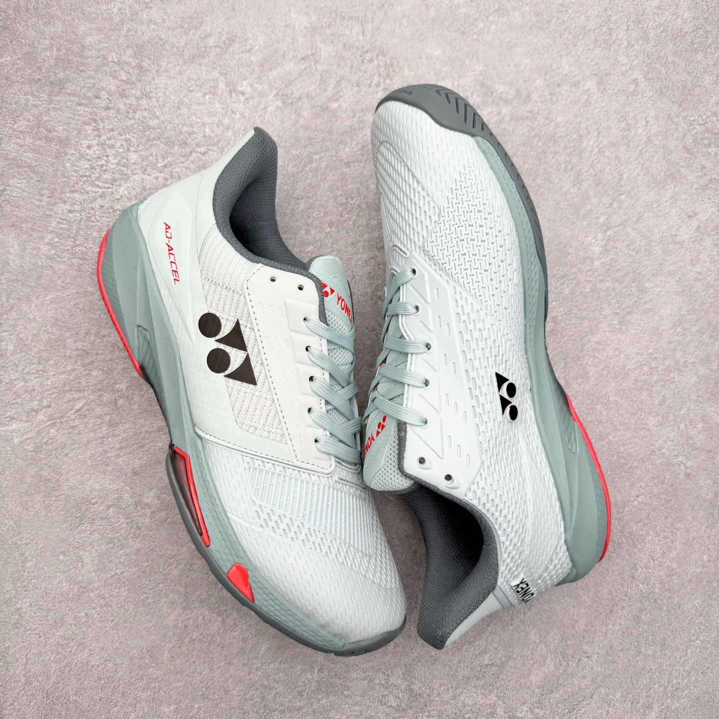 图片[3]-YONEX尤尼克斯 AD ACCEL 舒适柔软 减震透气包裹性支撑平衡抗冲击轻便 低帮 网球鞋 男女同款 尤尼克斯（YONEX）成立时间1946年，总部地点是日本东京，是世界著名的羽毛球品牌。为了尽量满足不同使用需求，尤尼克斯研发了大量的型号的羽毛球用品。作为世界知名的羽拍专业制造商，尤尼克斯完全体现日本工艺的精益求精，羽拍牢牢占据世界第一的地位，同时网球拍也得到许多知名球星的喜爱。实拍调校N版已经零色差零失真 百分百还原实物色彩所见即所得 不存在货不对板色差等低级问题 选购参考实物拍摄 不混卖不参货 只用心做好货严格选品 承诺混一赔十 尺码：36 36.5 37.5 38 38.5 39 40 40.5 41 42 42.5 43 44 44.5 45-选品中心