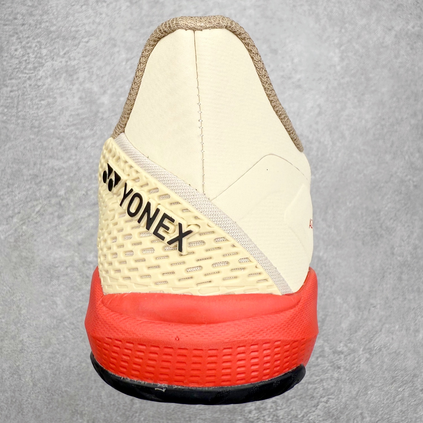图片[8]-YONEX尤尼克斯 AD ACCEL 舒适柔软 减震透气包裹性支撑平衡抗冲击轻便 低帮 网球鞋 男女同款 尤尼克斯（YONEX）成立时间1946年，总部地点是日本东京，是世界著名的羽毛球品牌。为了尽量满足不同使用需求，尤尼克斯研发了大量的型号的羽毛球用品。作为世界知名的羽拍专业制造商，尤尼克斯完全体现日本工艺的精益求精，羽拍牢牢占据世界第一的地位，同时网球拍也得到许多知名球星的喜爱。实拍调校N版已经零色差零失真 百分百还原实物色彩所见即所得 不存在货不对板色差等低级问题 选购参考实物拍摄 不混卖不参货 只用心做好货严格选品 承诺混一赔十 尺码：36 36.5 37.5 38 38.5 39 40 40.5 41 42 42.5 43 44 44.5 45-选品中心