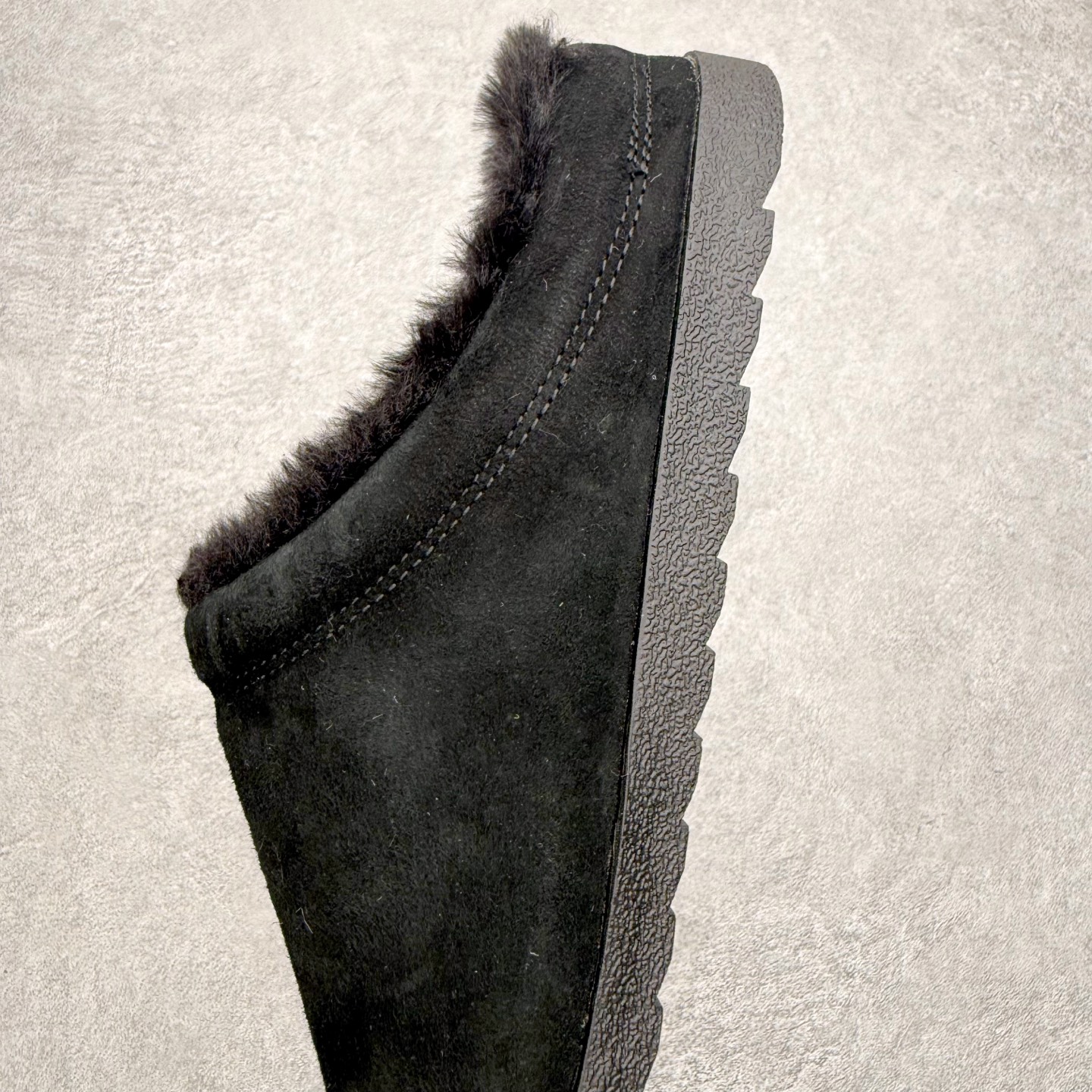 图片[7]-Alo Recovery Slipper 秋冬季居家户外懒人加绒一脚蹬 \\r #大厂采购原材料多处细节一步到位 搭配防滑耐磨鞋底 居家户外随意搭配\\r 尺码：36 36.5 37 37.5 38 38.5 39 40 41 41.5 42 42.5 43 44 45-选品中心