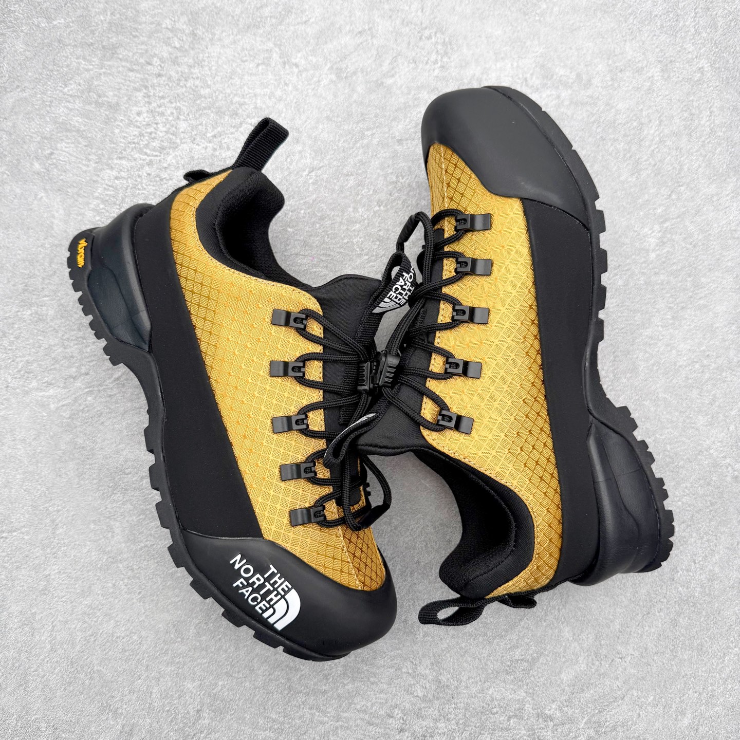 图片[3]-THE NORTH FACE GLENCLYFFE 北面格伦斯尼斯系列低帮机能户外风徒步登山运动训练鞋 舒适百搭织物低帮休闲城市通勤跑步鞋 原楦型开发纸版 采用防剐蹭复合麂皮组合模塑鞋头橡胶片鞋面材质 中底嵌入EVA缓震组合耐磨锯齿耐磨橡胶大底 尺码：37 38 38.5 39 40 40.5 41 42 42.5 43 44 44.5 45-选品中心