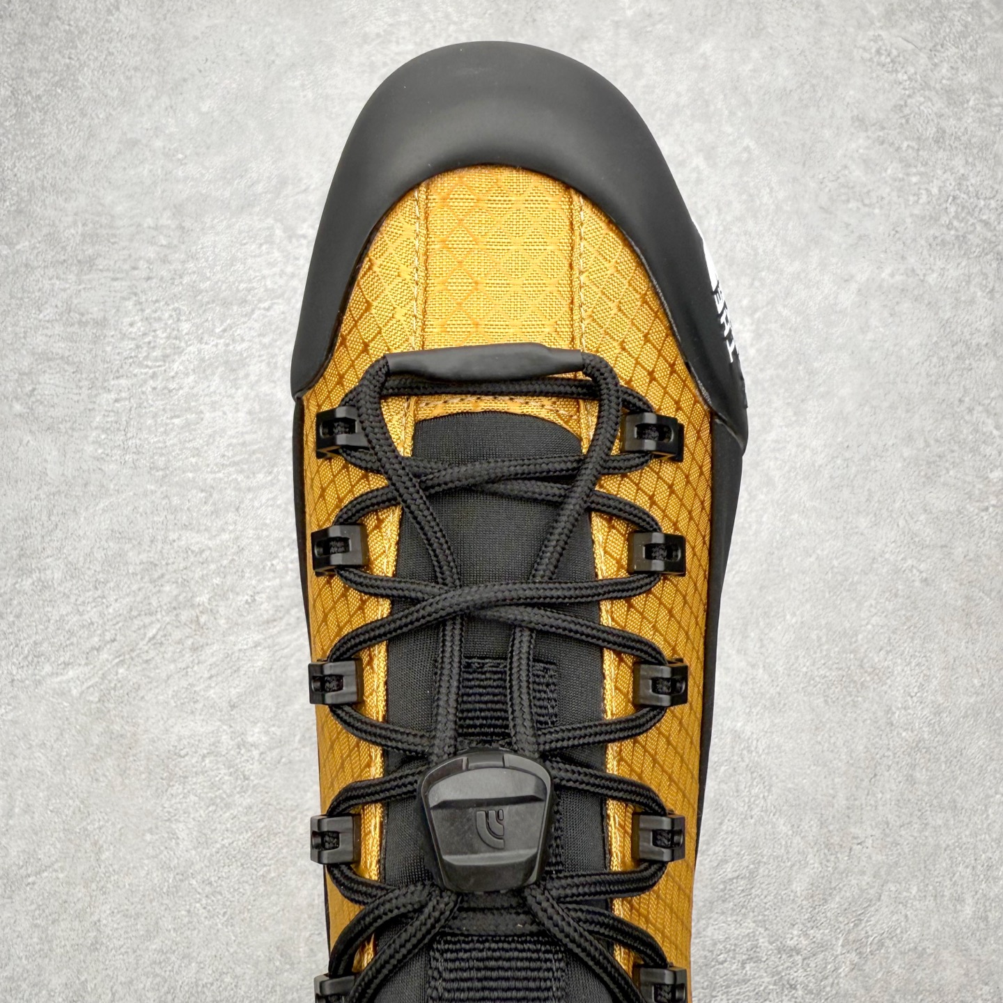 图片[4]-THE NORTH FACE GLENCLYFFE 北面格伦斯尼斯系列低帮机能户外风徒步登山运动训练鞋 舒适百搭织物低帮休闲城市通勤跑步鞋 原楦型开发纸版 采用防剐蹭复合麂皮组合模塑鞋头橡胶片鞋面材质 中底嵌入EVA缓震组合耐磨锯齿耐磨橡胶大底 尺码：37 38 38.5 39 40 40.5 41 42 42.5 43 44 44.5 45-选品中心