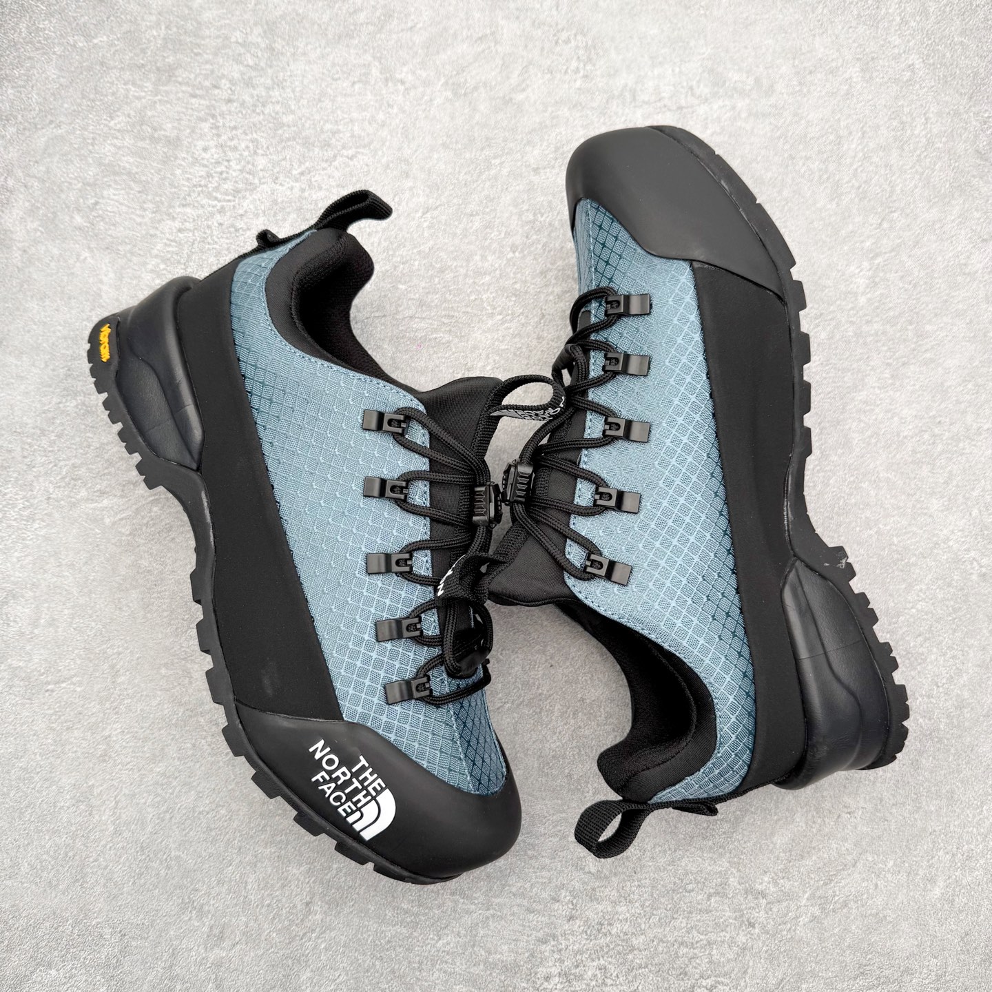 图片[3]-THE NORTH FACE GLENCLYFFE 北面格伦斯尼斯系列低帮机能户外风徒步登山运动训练鞋 舒适百搭织物低帮休闲城市通勤跑步鞋 原楦型开发纸版 采用防剐蹭复合麂皮组合模塑鞋头橡胶片鞋面材质 中底嵌入EVA缓震组合耐磨锯齿耐磨橡胶大底 尺码：37 38 38.5 39 40 40.5 41 42 42.5 43 44 44.5 45-选品中心