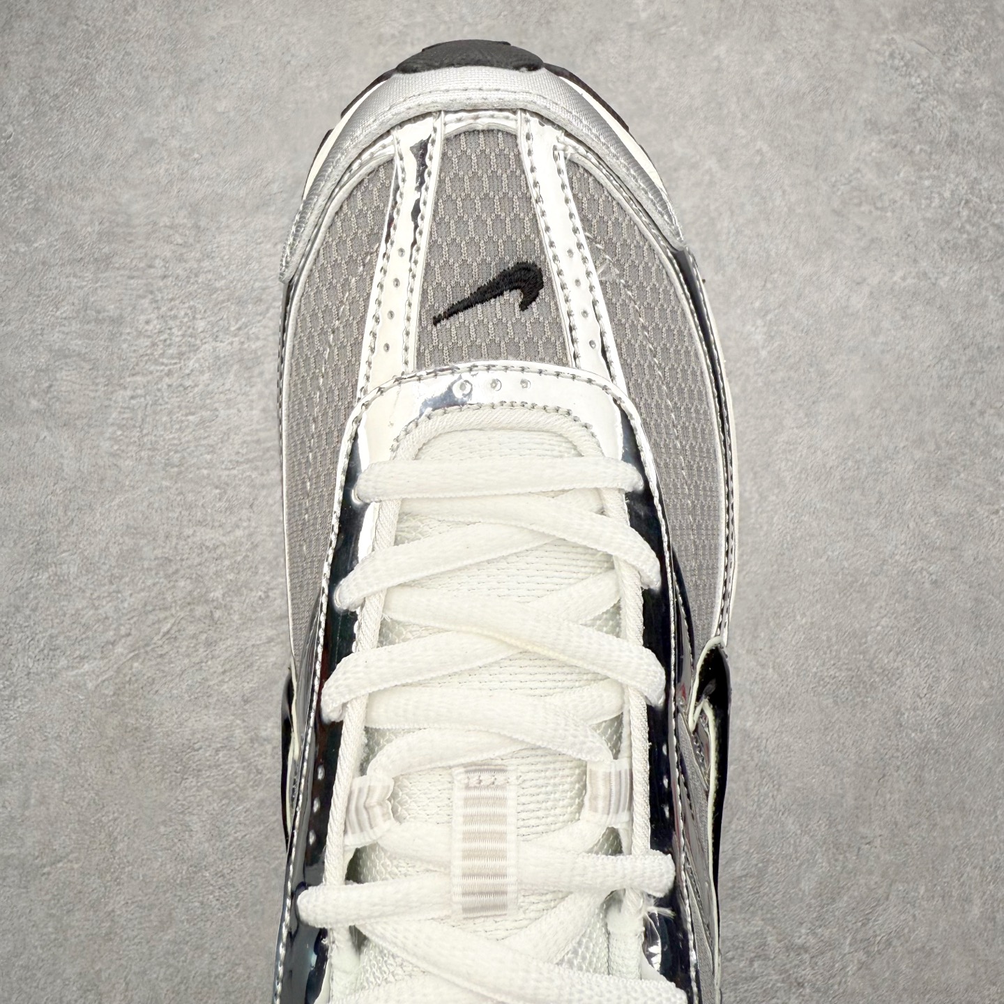 图片[4]-NK Initiator 创始者系列复古老爹鞋运动舒适复古网布合成革减震防滑耐磨低帮休闲跑步鞋 Ins爆火全新韩系古着风 回味经典 采用透气网眼鞋面和支撑覆盖层 自然运动设计的Phlyon中底用于缓冲 BRS 1000碳橡胶外底具有轻质柔韧性 牵引力和耐用性 尺码：36 36.5 37.5 38 38.5 39 40 40.5 41 42 42.5 43 44 45-选品中心