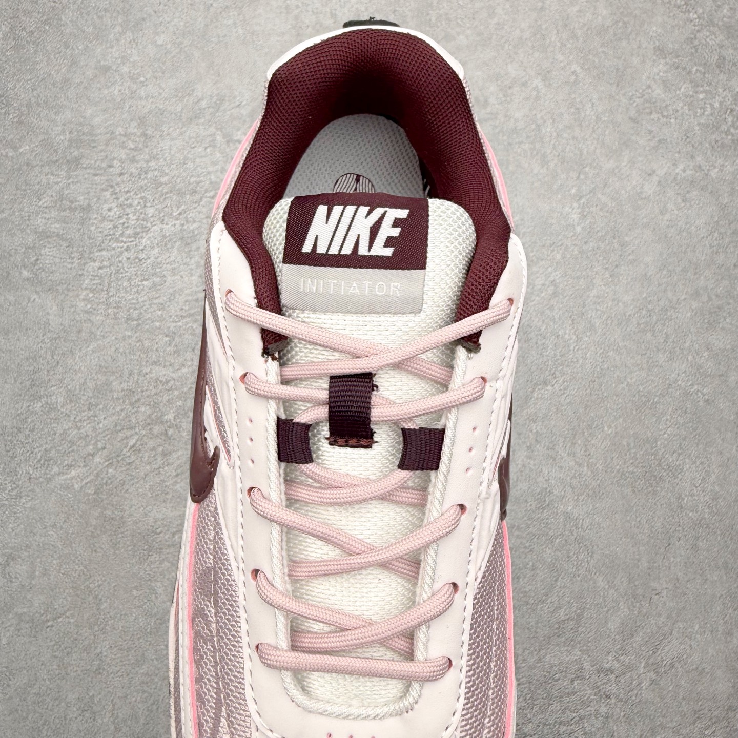 图片[5]-NK Initiator 创始者系列复古老爹鞋运动舒适复古网布合成革减震防滑耐磨低帮休闲跑步鞋 Ins爆火全新韩系古着风 回味经典 采用透气网眼鞋面和支撑覆盖层 自然运动设计的Phlyon中底用于缓冲 BRS 1000碳橡胶外底具有轻质柔韧性 牵引力和耐用性 尺码：36 36.5 37.5 38 38.5 39 40 40.5 41 42 42.5 43 44 45-选品中心